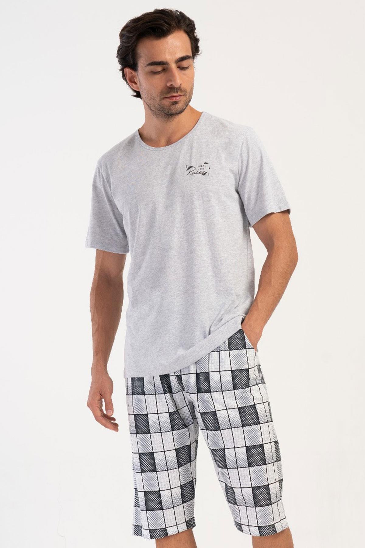 330901Erkek Kısa Kol Kapri Gri Melanj Rahat Kalıp Pijama Takımı C6T1N1804Pijama TakımıVienettaErkek Kısa Kol Kapri Gri Melanj Rahat Kalıp Pijama Takımı C6T1N1804