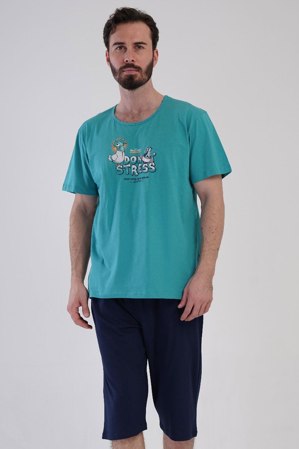 330891Erkek Kısa Kol Kapri %100 Pamuk Silver Pine Pijama Takımı C5T2N4804Pijama TakımıVienettaErkek Kısa Kol Kapri %100 Pamuk Silver Pine Pijama Takımı C5T2N4804