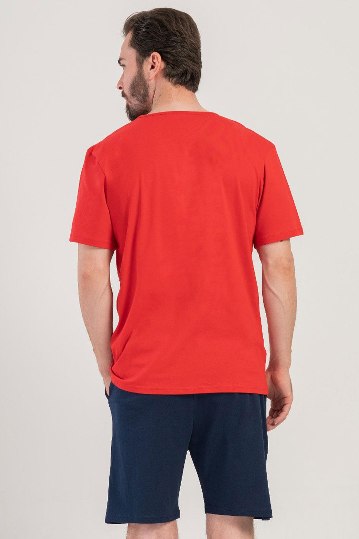 330892Erkek Kısa Kol Kırmızı %100 Pamuk Şortlu Pijama Takımı C9T3N4804Pijama TakımıVienettaErkek Kısa Kol Kırmızı %100 Pamuk Şortlu Pijama Takımı C9T3N4804