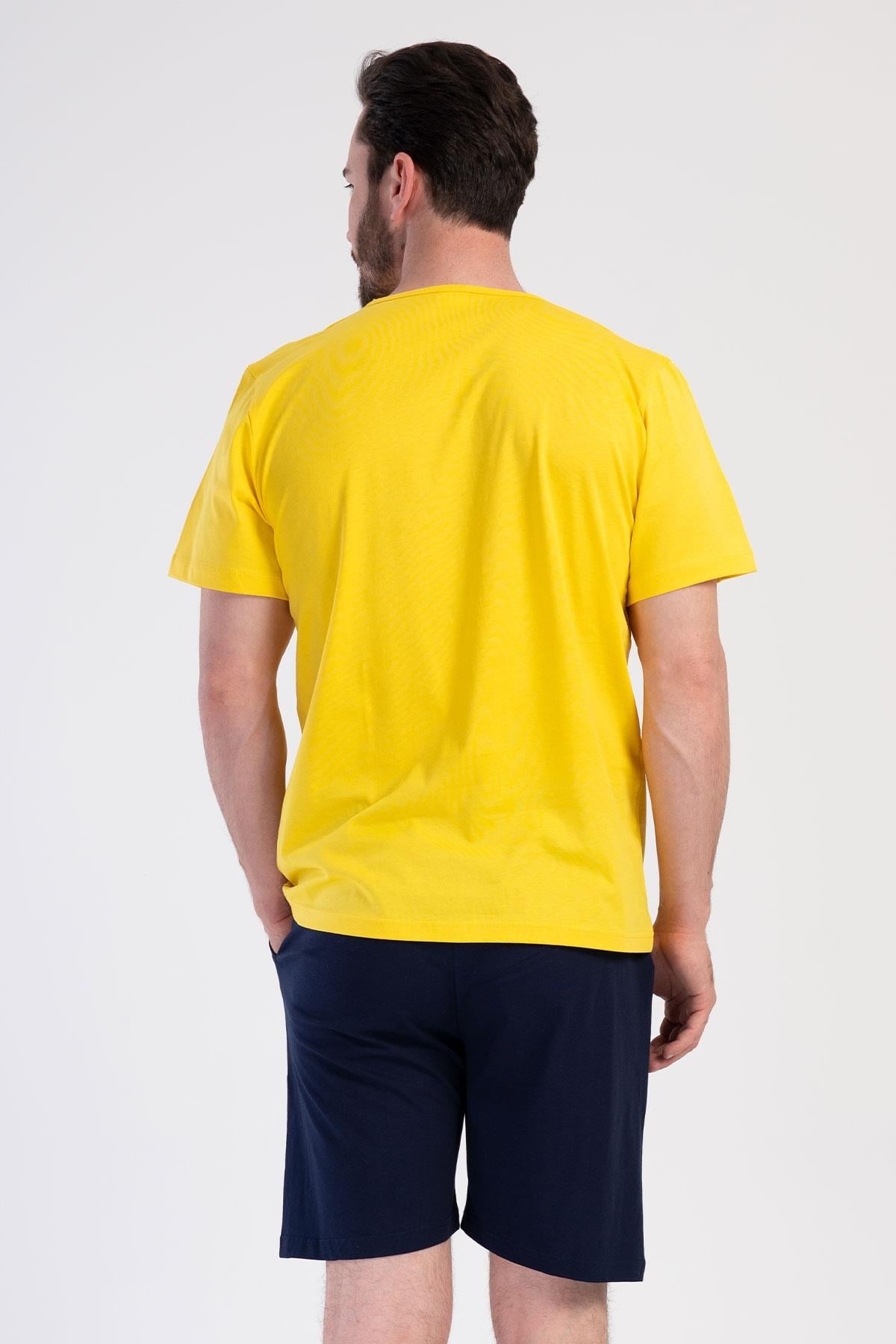 330885Erkek Kısa Kol Şortlu Baskılı %100 Pamuk Sarı Pijama Takımı C6T8N0104Pijama TakımıVienettaErkek Kısa Kol Şortlu Baskılı %100 Pamuk Sarı Pijama Takımı C6T8N0104