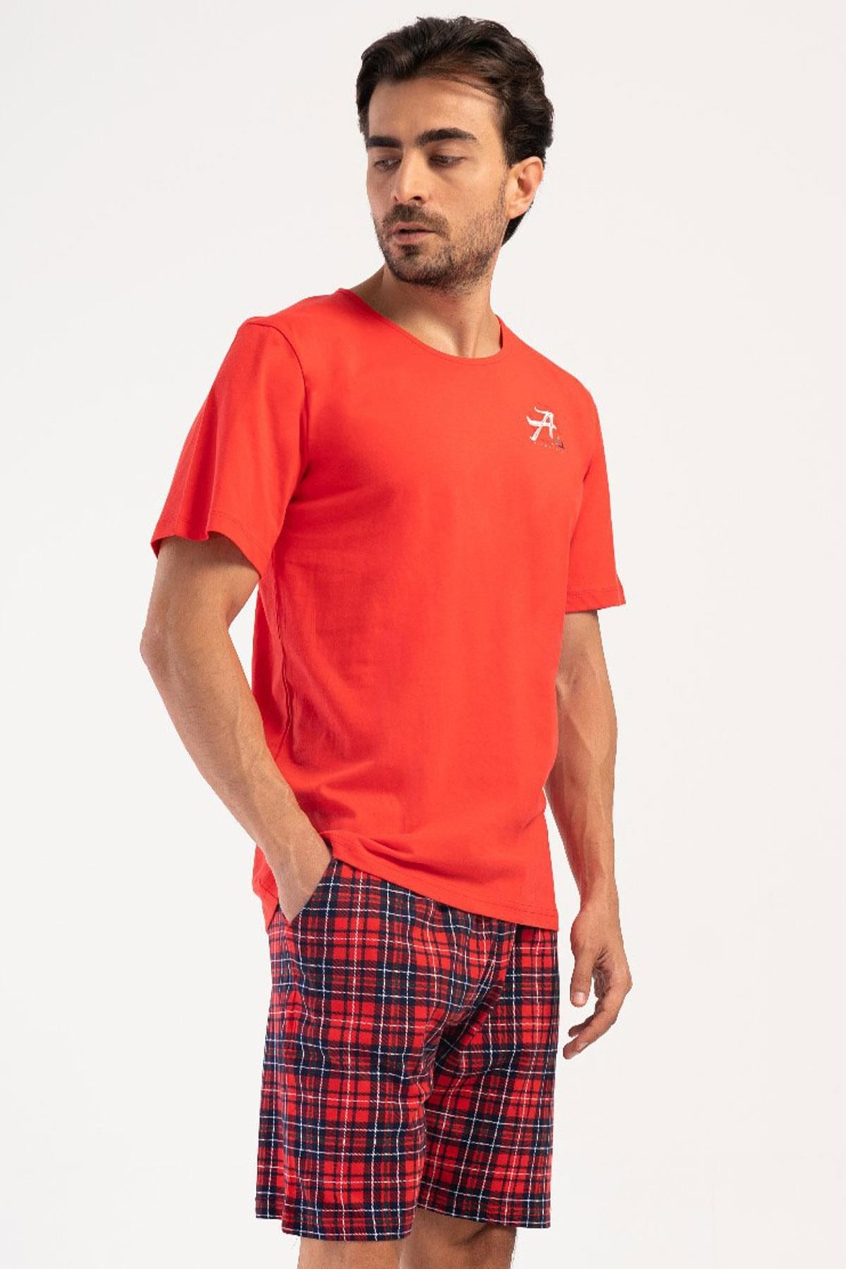 330865Erkek Kısa Kol Şortlu Nar Çiçeği Pijama Takımı Ekose Desenli Pijama Takımı C4T4N0704Pijama TakımıVienettaErkek Kısa Kol Şortlu Nar Çiçeği Pijama Takımı Ekose Desenli Pijama Takımı C4T4N0704