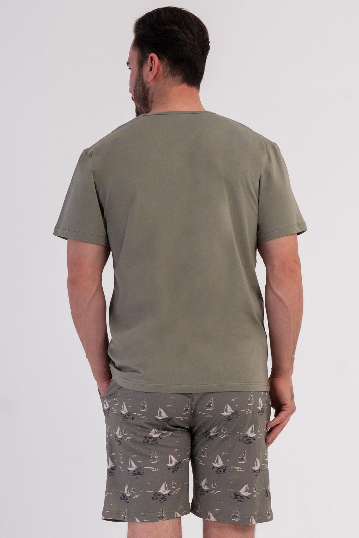 333072Erkek Kısa Kollu V Yaka Haki Şortlu Pijama Takımı C1T7N0106Pijama TakımıVienettaErkek Kısa Kollu V Yaka Haki Şortlu Pijama Takımı C1T7N0106