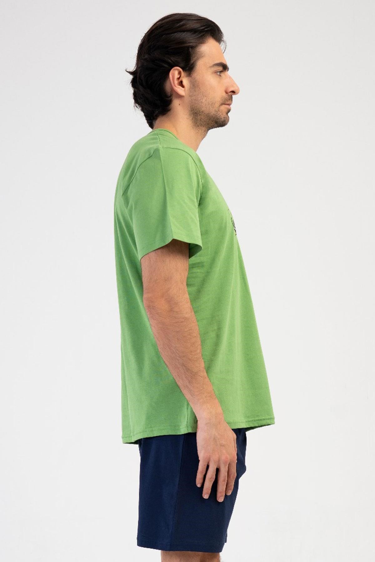330896Erkek V Yaka Baskılı Haki Kısa Kol Şortlu %100 Pamuk Pijama Takımı C6T7N1904Pijama TakımıVienettaErkek V Yaka Baskılı Haki Kısa Kol Şortlu %100 Pamuk Pijama Takımı C6T7N1904