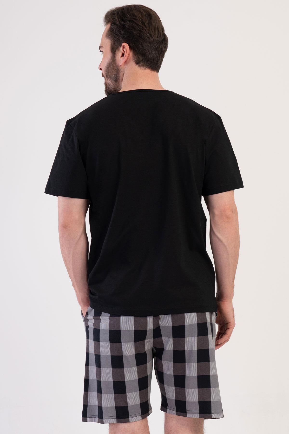 330877Erkek V Yaka Kısa Kol Şortlu Siyah %100 Pamuk Pijama Takımı C5T8N1904Pijama TakımıVienettaErkek V Yaka Kısa Kol Şortlu Siyah %100 Pamuk Pijama Takımı C5T8N1904