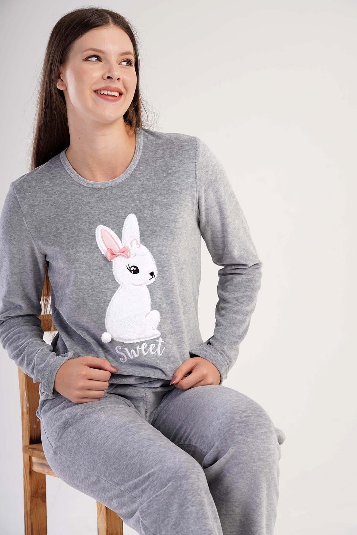 329081Kadın Gri Melanj Renk Bisiklet Yaka Uzun Kollu Düz Paça Pijama Takımı C0T1N0603PijamaVienettaKadın Gri Melanj Renk Bisiklet Yaka Uzun Kollu Düz Paça Pijama Takımı C0T1N0603