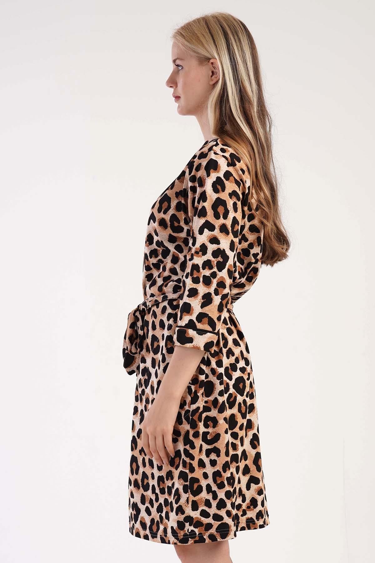 319249Kadın Kapri Kol Leopar Sabahlık C9T8N0403Kadın Kapri Kol Leopar Sabahlık C9T8N0403VienettaTek SabahlıkTek SabahlıkVienettaKadın Kapri Kol Leopar Sabahlık C9T8N0403