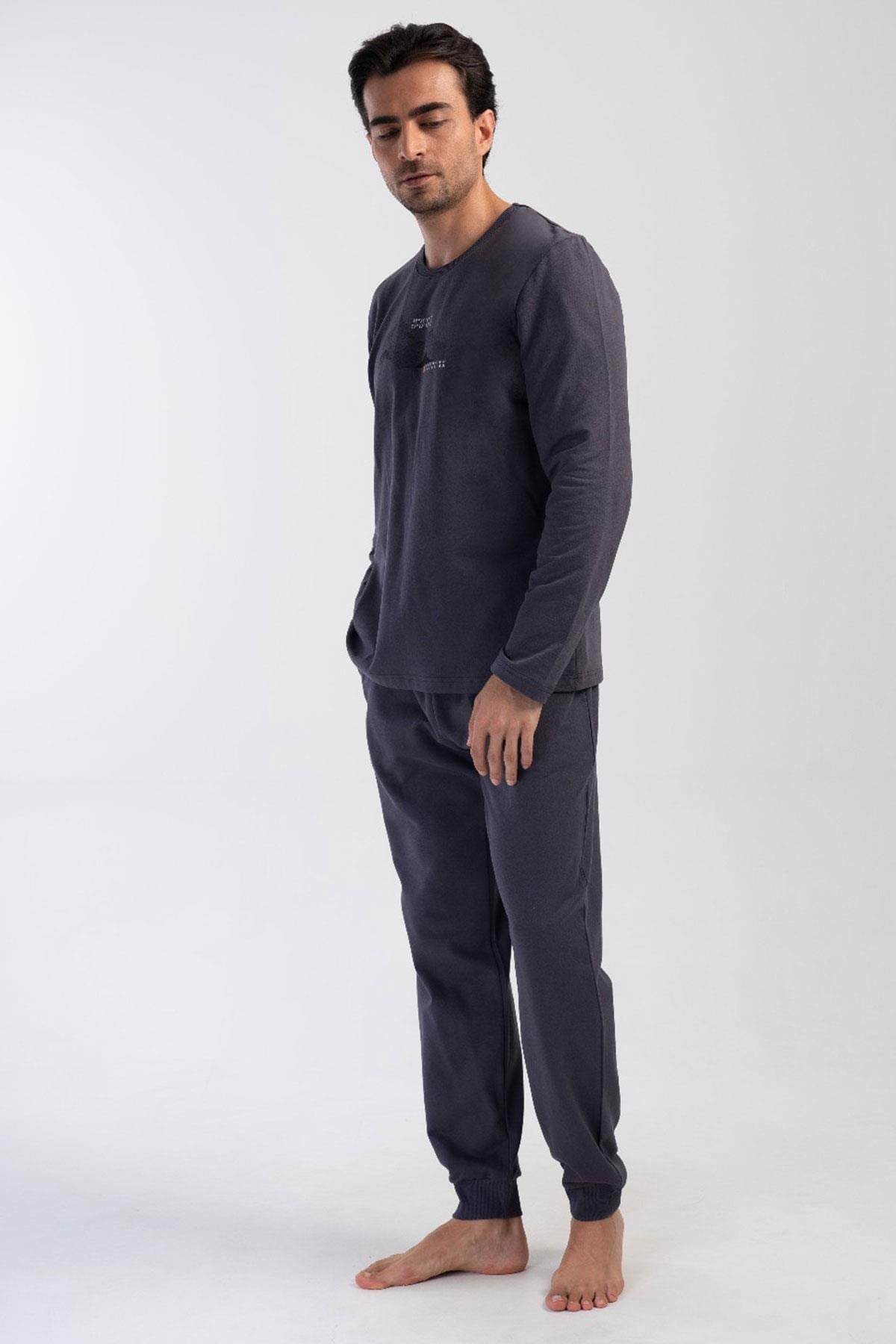 324369Erkek 2 İplik Uzun Kol Füme Pijama Takım C5T0N0O304Erkek 2 İplik Uzun Kol Füme Pijama Takım C5T0N0O304VienettaUzun Kol PijamaUzun Kol PijamaVienettaErkek 2 İplik Uzun Kol Füme Pijama Takım C5T0N0O304