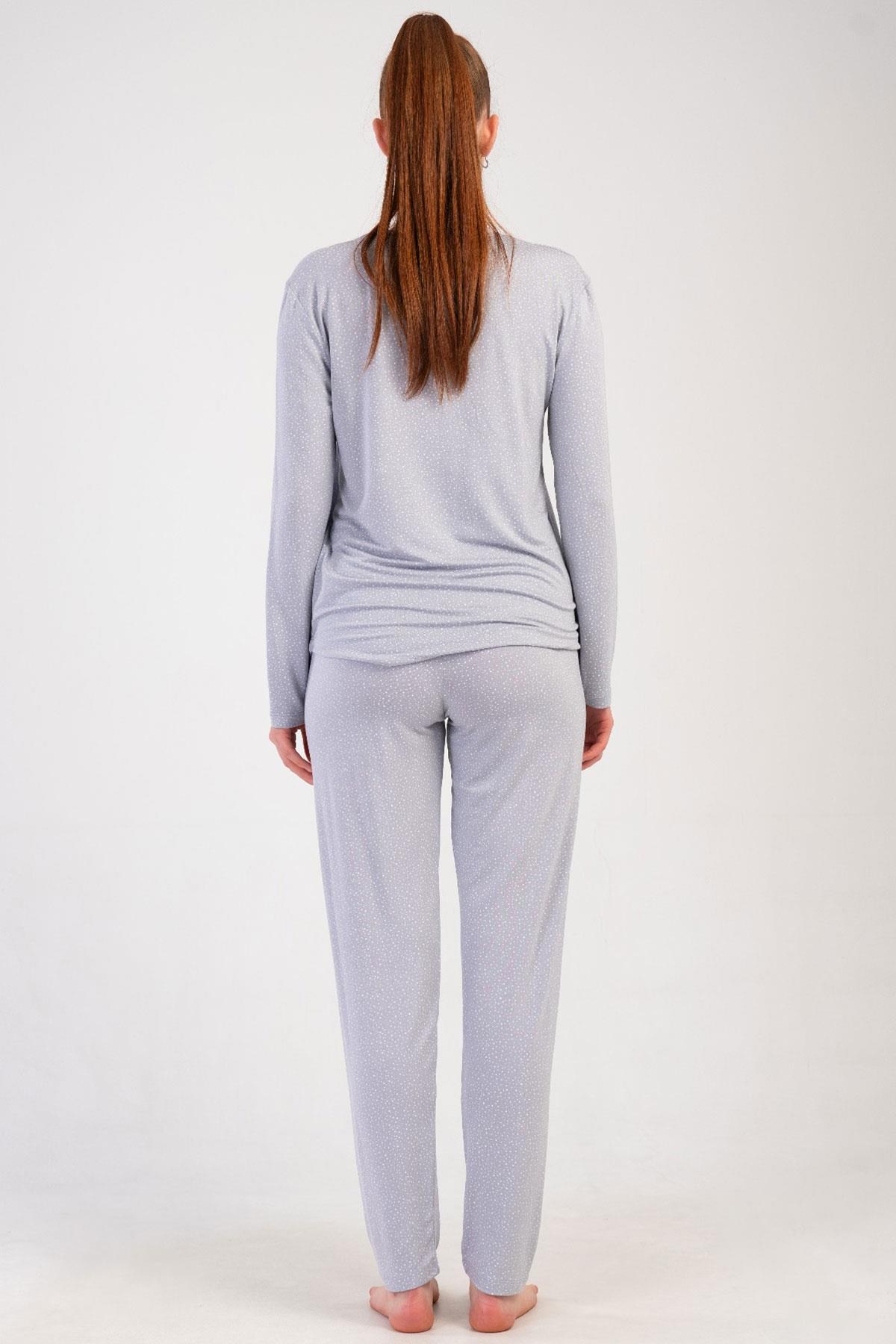 329468Kadın Gri Renk Uzun Kollu Bisiklet Yaka Pijama Takımı C5T2N0205Uzun Kol PijamaVienettaKadın Gri Renk Uzun Kollu Bisiklet Yaka Pijama Takımı C5T2N0205