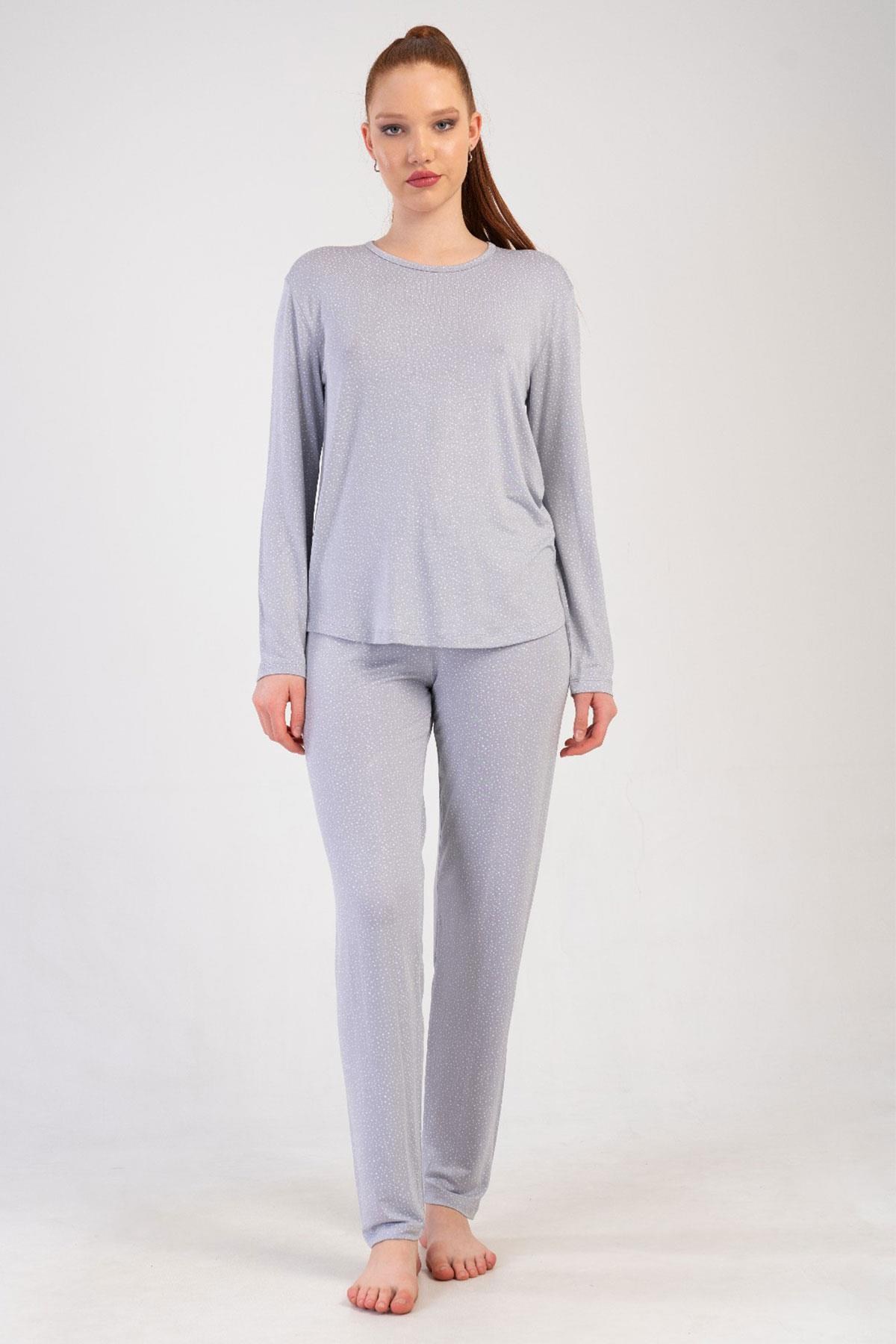 329468Kadın Gri Renk Uzun Kollu Bisiklet Yaka Pijama Takımı C5T2N0205Uzun Kol PijamaVienettaKadın Gri Renk Uzun Kollu Bisiklet Yaka Pijama Takımı C5T2N0205