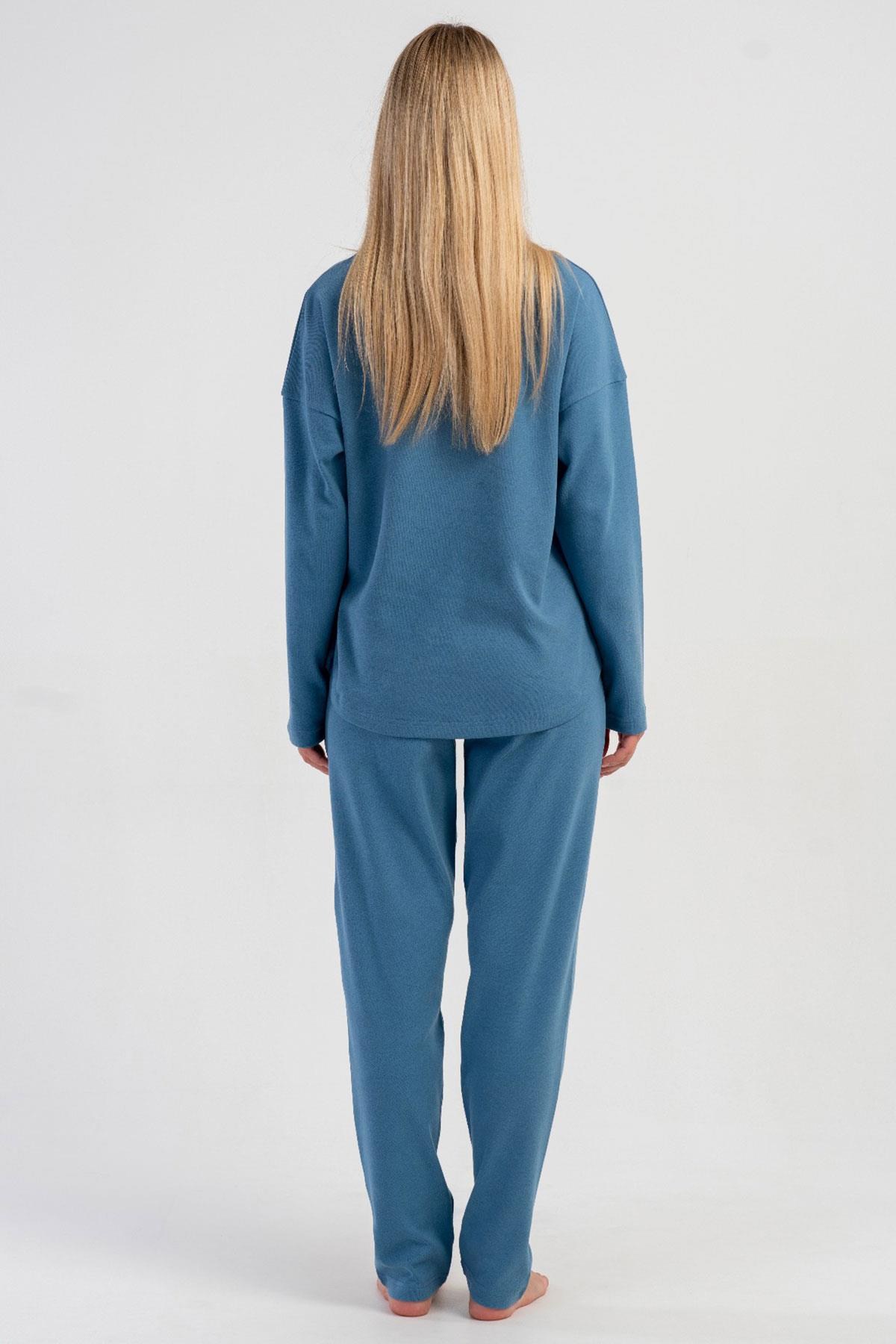 329485Kadın Mavi Renk Uzun Kollu Çiçek Desenli İnterlok Pijama Takımı C2T6N0305Uzun Kol PijamaVienettaKadın Mavi Renk Uzun Kollu Çiçek Desenli İnterlok Pijama Takımı C2T6N0305