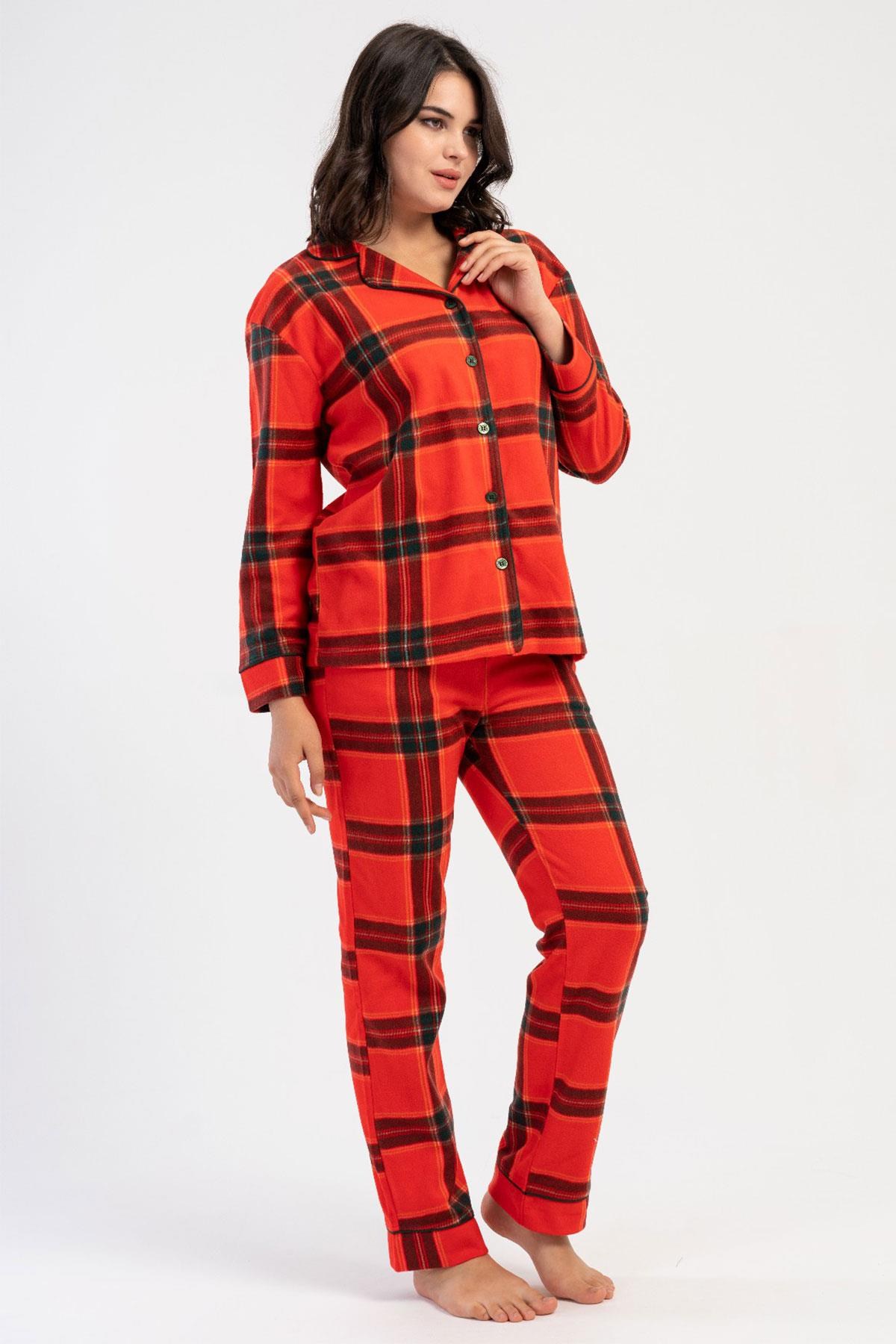 330235Kadın Önden Düğmeli Uzun Kollu Ekose Desenli Kırmızı Renk Polar Pijama Takımı C0T4N8161Uzun Kol PijamaVienettaKadın Önden Düğmeli Uzun Kollu Ekose Desenli Kırmızı Renk Polar Pijama Takımı C0T4N8161
