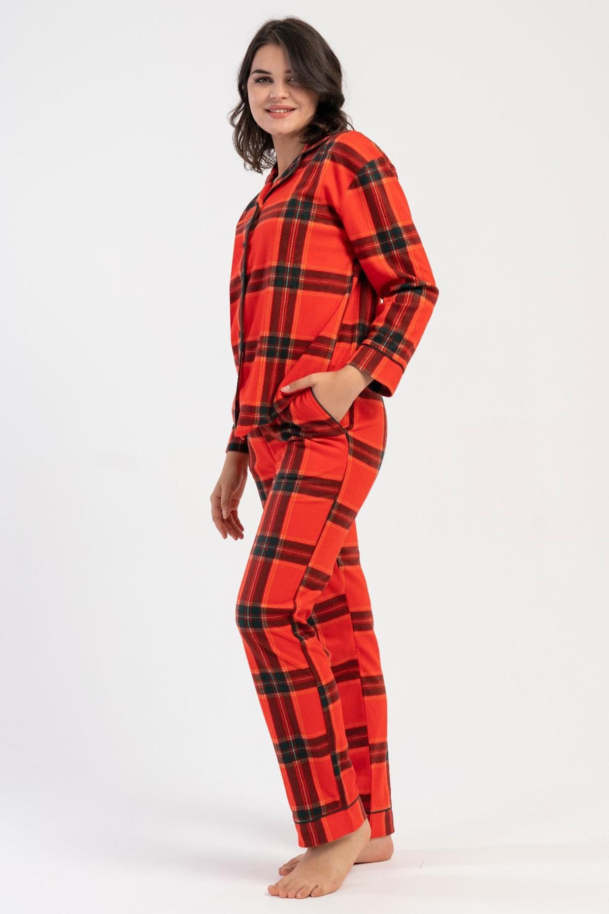 330235Kadın Önden Düğmeli Uzun Kollu Ekose Desenli Kırmızı Renk Polar Pijama Takımı C0T4N8161Uzun Kol PijamaVienettaKadın Önden Düğmeli Uzun Kollu Ekose Desenli Kırmızı Renk Polar Pijama Takımı C0T4N8161