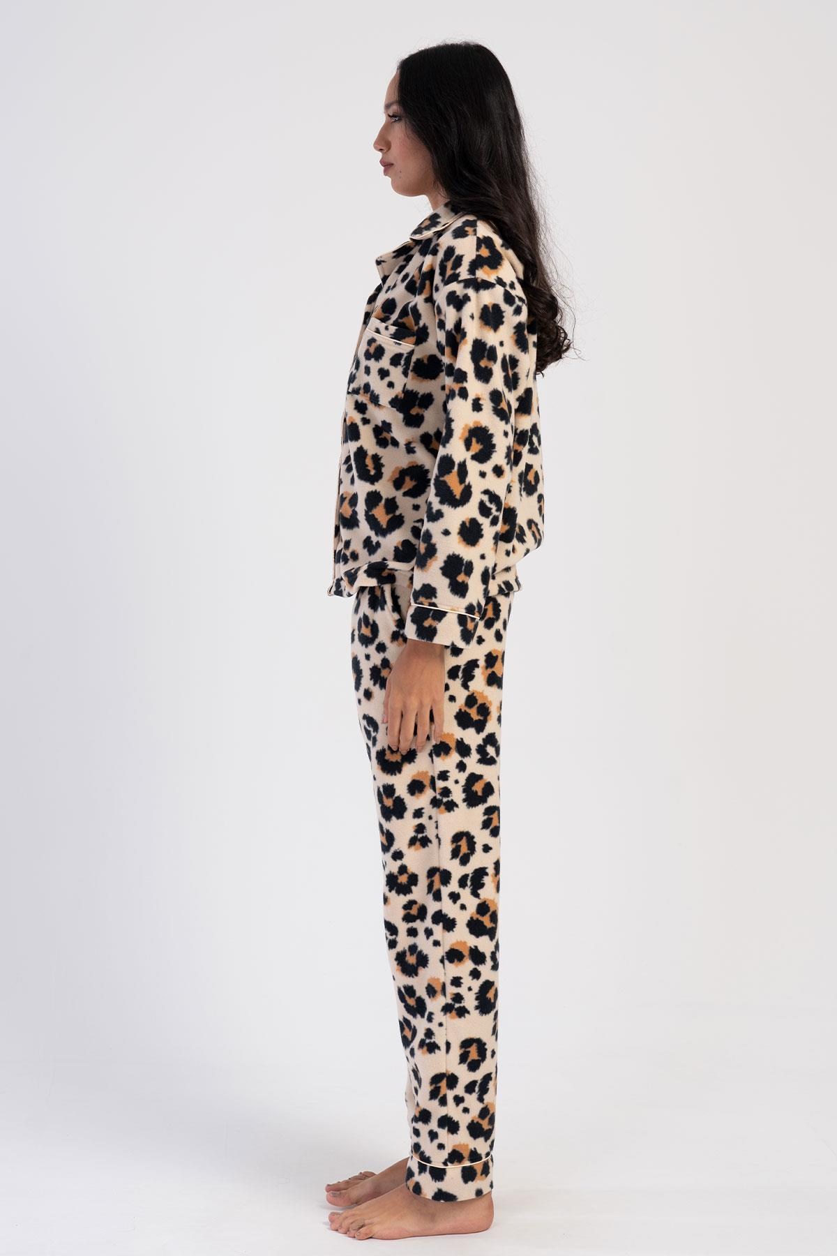 324374Kadın Uzun Kol Polar Önden Düğmeli Leopar Bej  Pijama Takım C7T6N0O304Kadın Uzun Kol Polar Önden Düğmeli Leopar Bej  Pijama Takım C7T6N0O304VienettaUzun Kol PijamaUzun Kol PijamaVienettaKadın Uzun Kol Polar Önden Düğmeli Leopar Bej  Pijama Takım C7T6N0O304