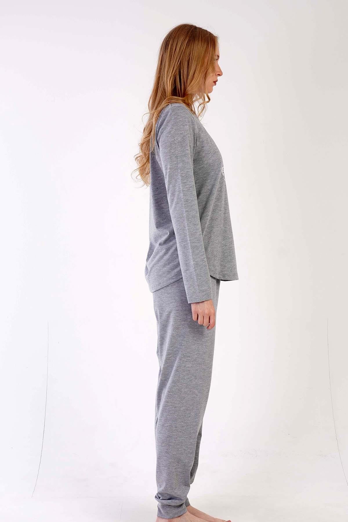 325854Kadın Uzun Kol Gri Melanj Pijama Takım C3T4N0O603Kadın Uzun Kol Gri Melanj Pijama Takım C3T4N0O603VienettaUzun Kol PijamaUzun Kol PijamaVienettaKadın Uzun Kol Gri Melanj Pijama Takım C3T4N0O603