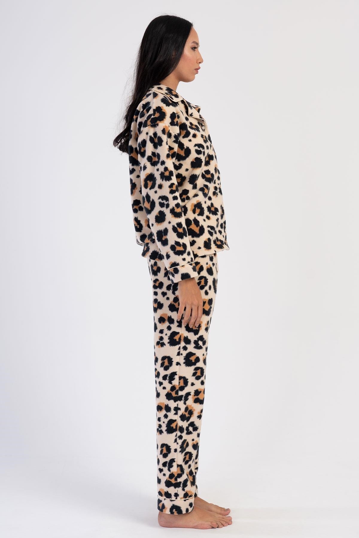 324374Kadın Uzun Kol Polar Önden Düğmeli Leopar Bej  Pijama Takım C7T6N0O304Kadın Uzun Kol Polar Önden Düğmeli Leopar Bej  Pijama Takım C7T6N0O304VienettaUzun Kol PijamaUzun Kol PijamaVienettaKadın Uzun Kol Polar Önden Düğmeli Leopar Bej  Pijama Takım C7T6N0O304