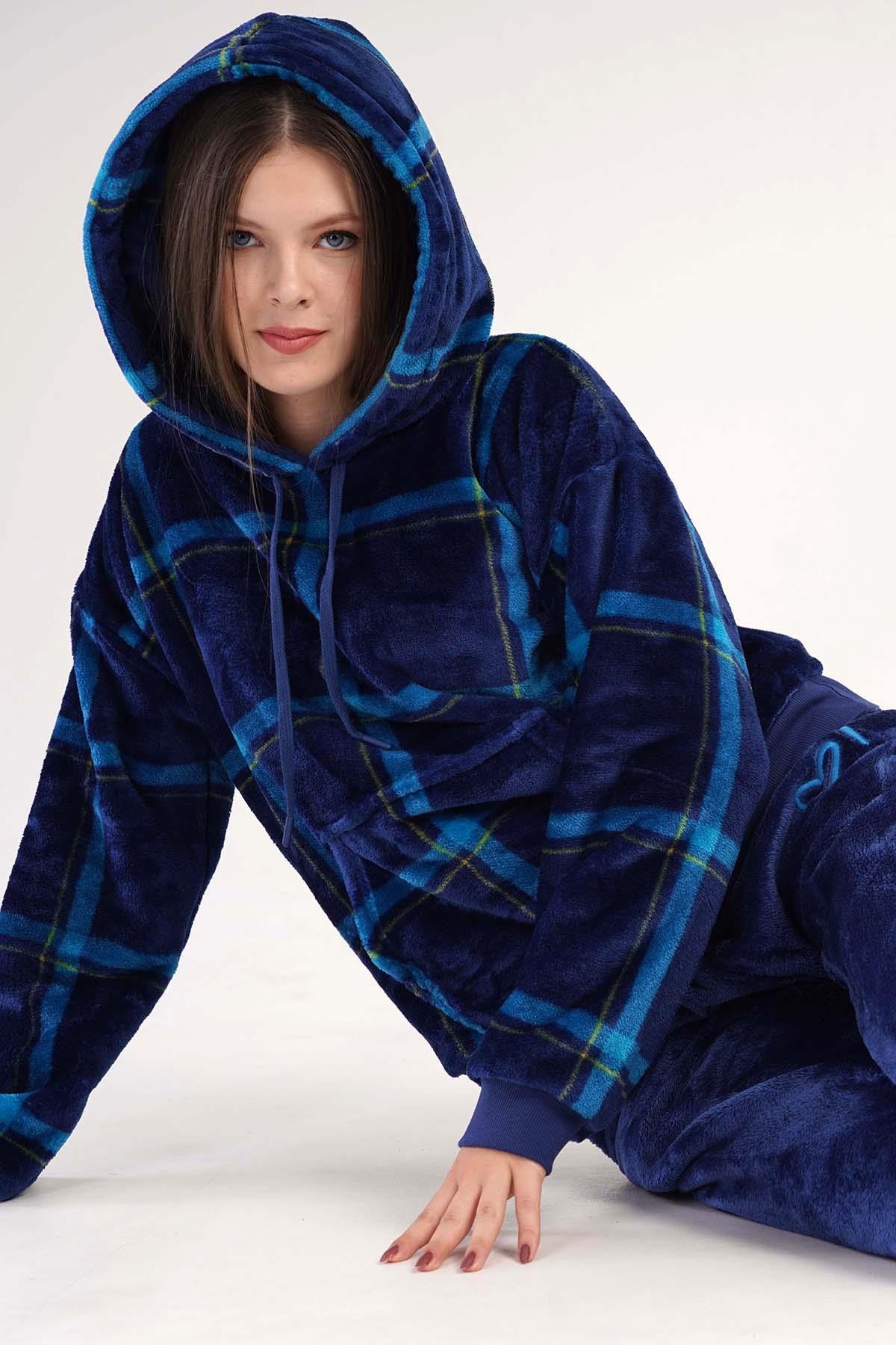 317476Kadın Welsoft Kapüşonlu Uzun Kol İndigo Pijama Takımı C3T0N3O088Kadın Welsoft Kapüşonlu Uzun Kol İndigo Pijama Takımı C3T0N3O088VienettaUzun Kol PijamaUzun Kol PijamaVienettaKadın Welsoft Kapüşonlu Uzun Kol İndigo Pijama Takımı C3T0N3O088