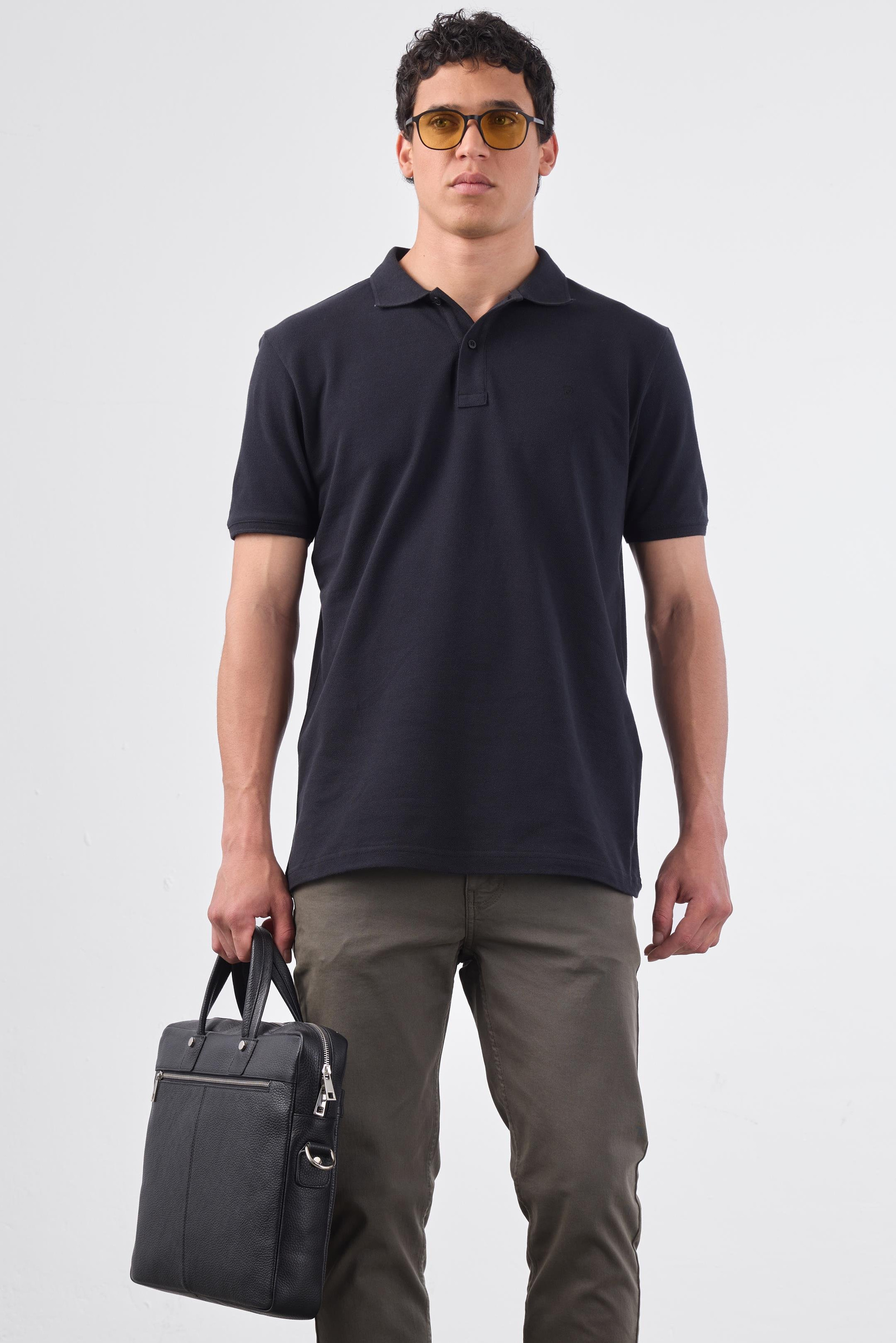 Siyah Polo Yaka Pamuklu Düz Renk Slim Fit Erkek T-shirt