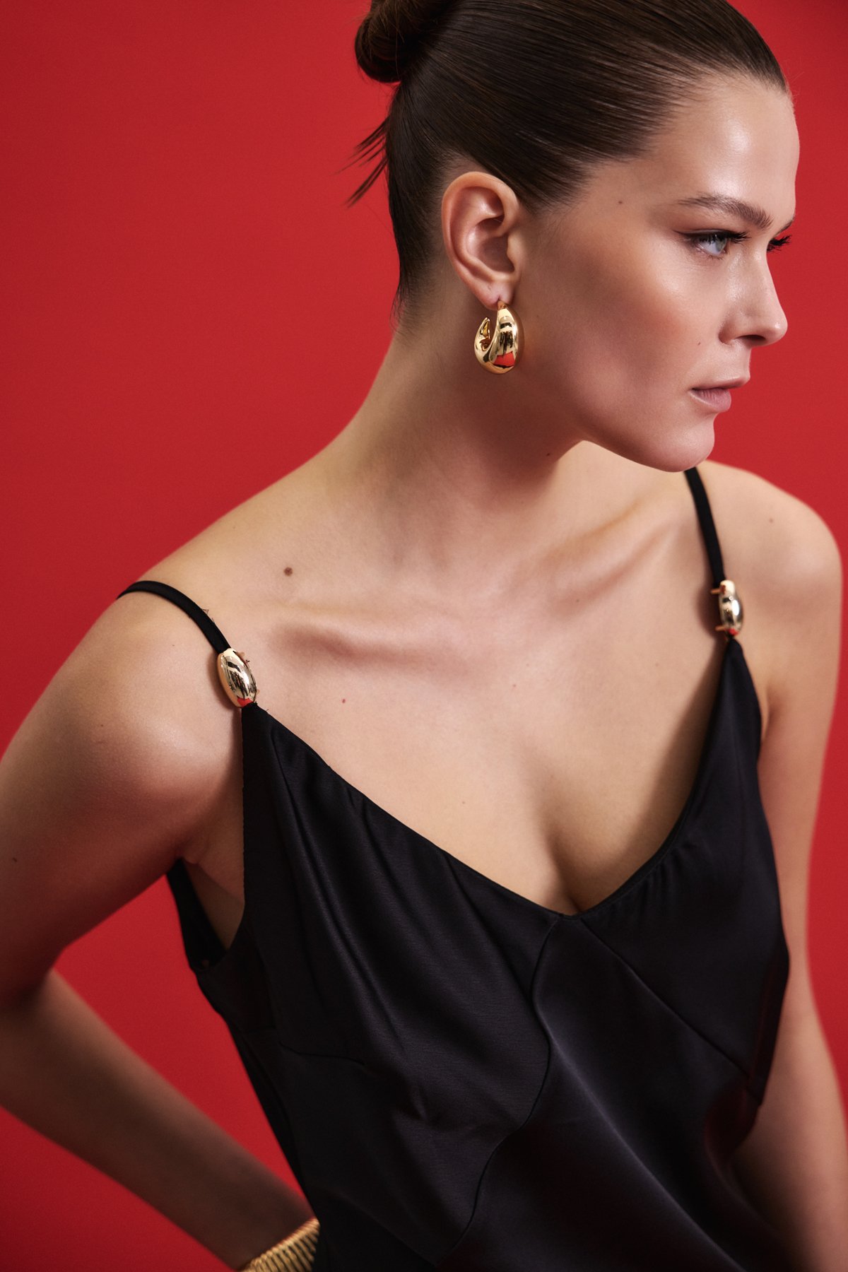 Accessory Detailed Strappy Satin Dress - Black