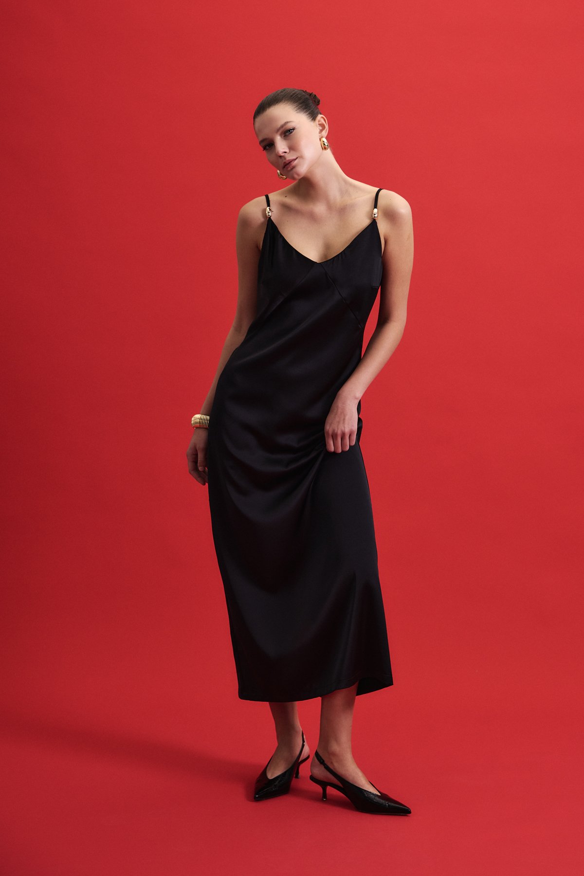 Accessory Detailed Strappy Satin Dress - Black