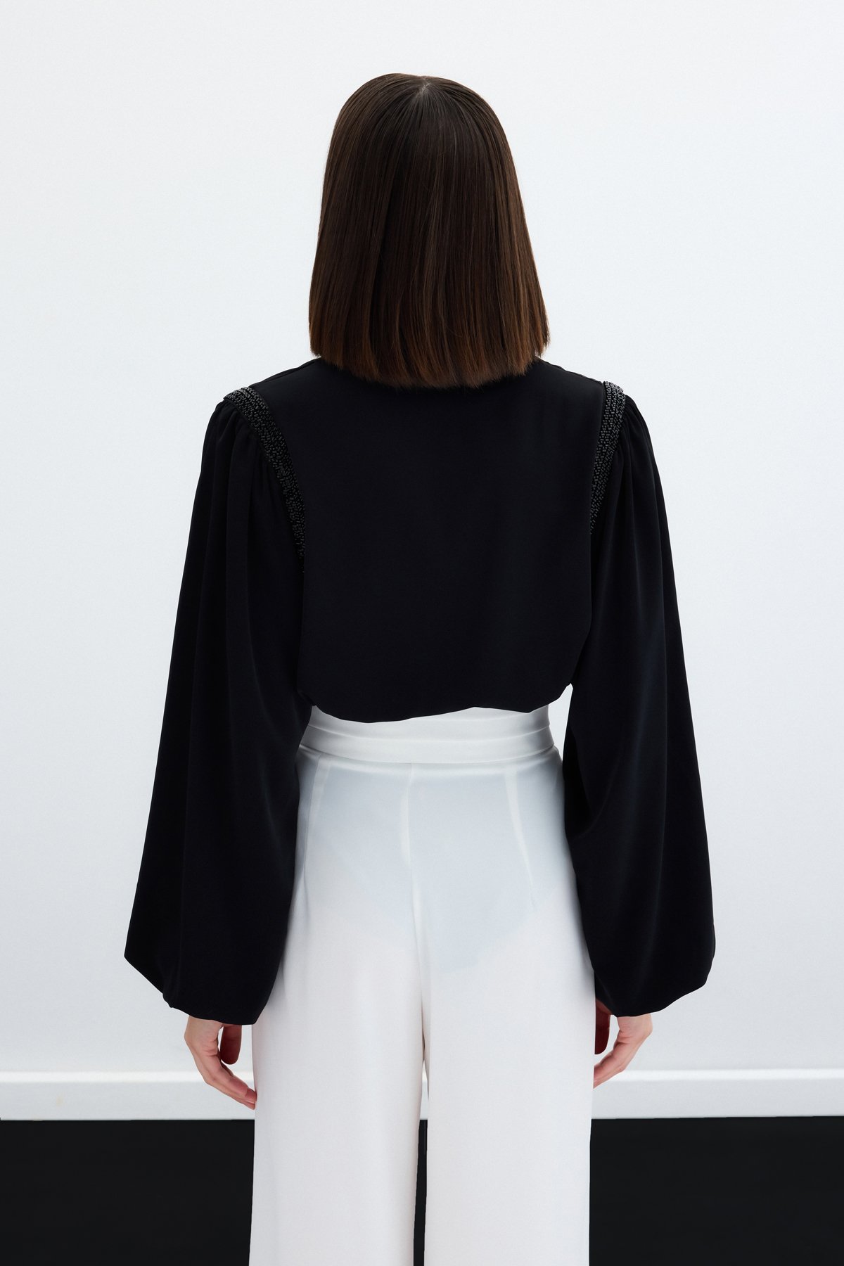 Aksesuar Detaylı Bodysuit Bluz - Siyah