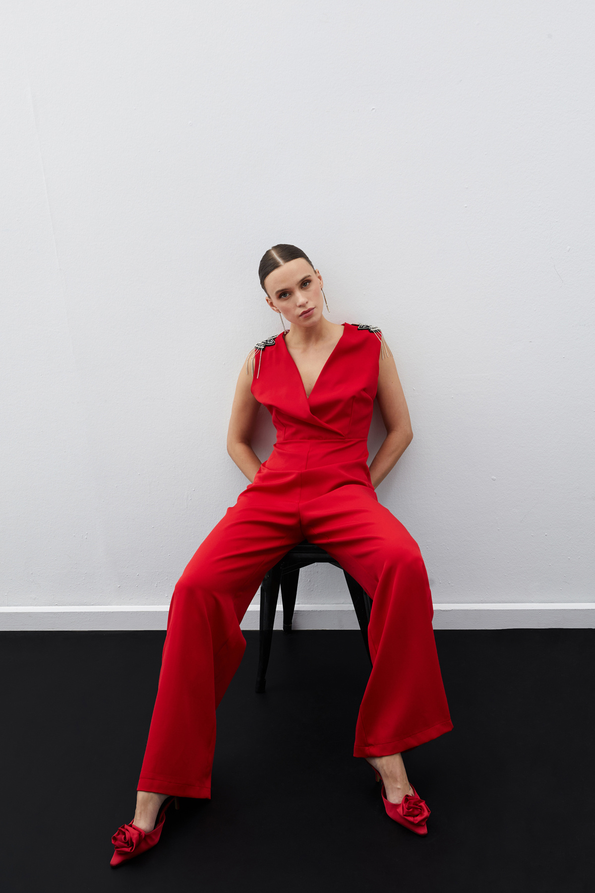 Accessory Detailed Jumpsuit - RED