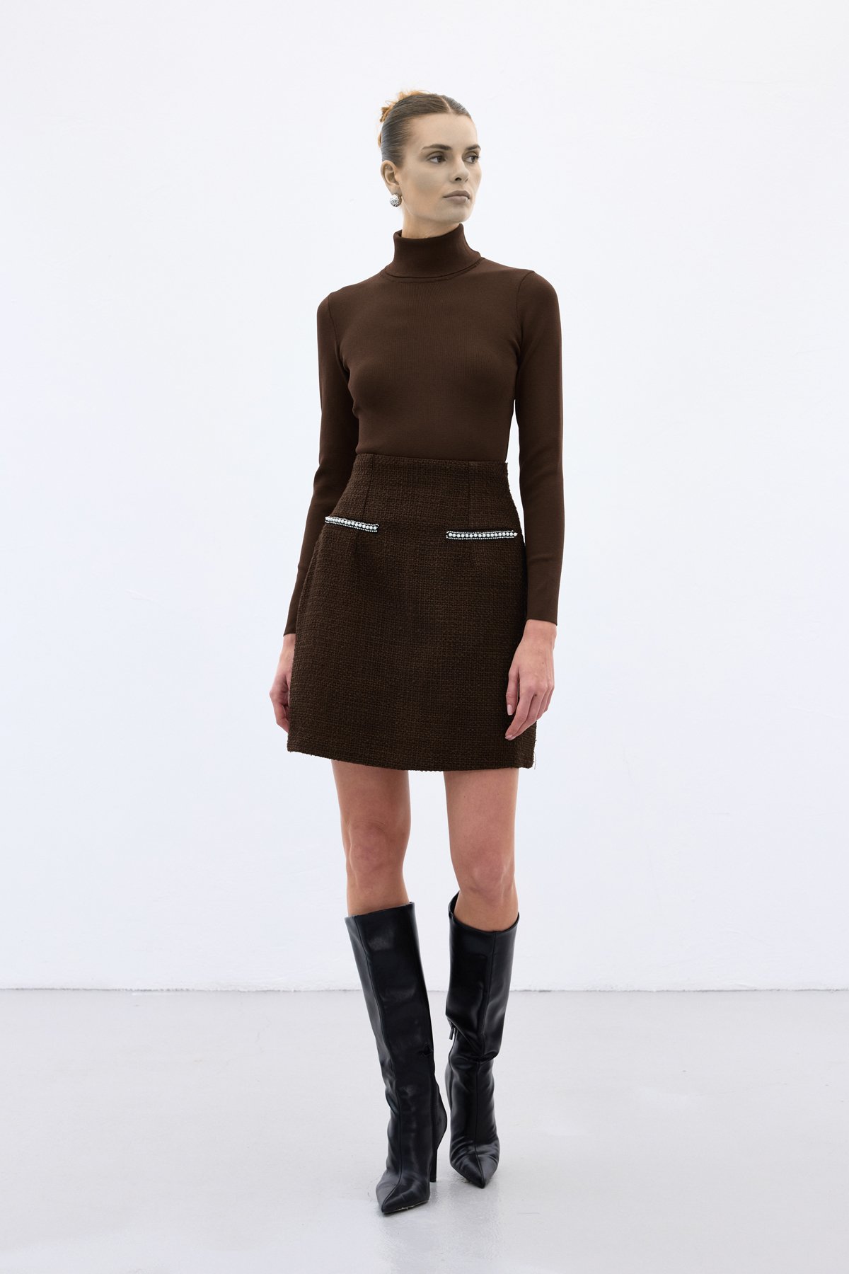 Aksesuar Detaylı Tüvit Etek - Kahve