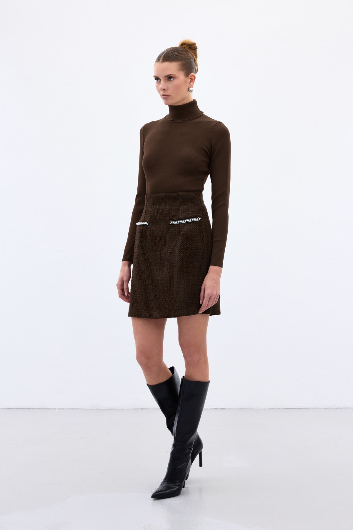 Aksesuar Detaylı Tüvit Etek - Kahve