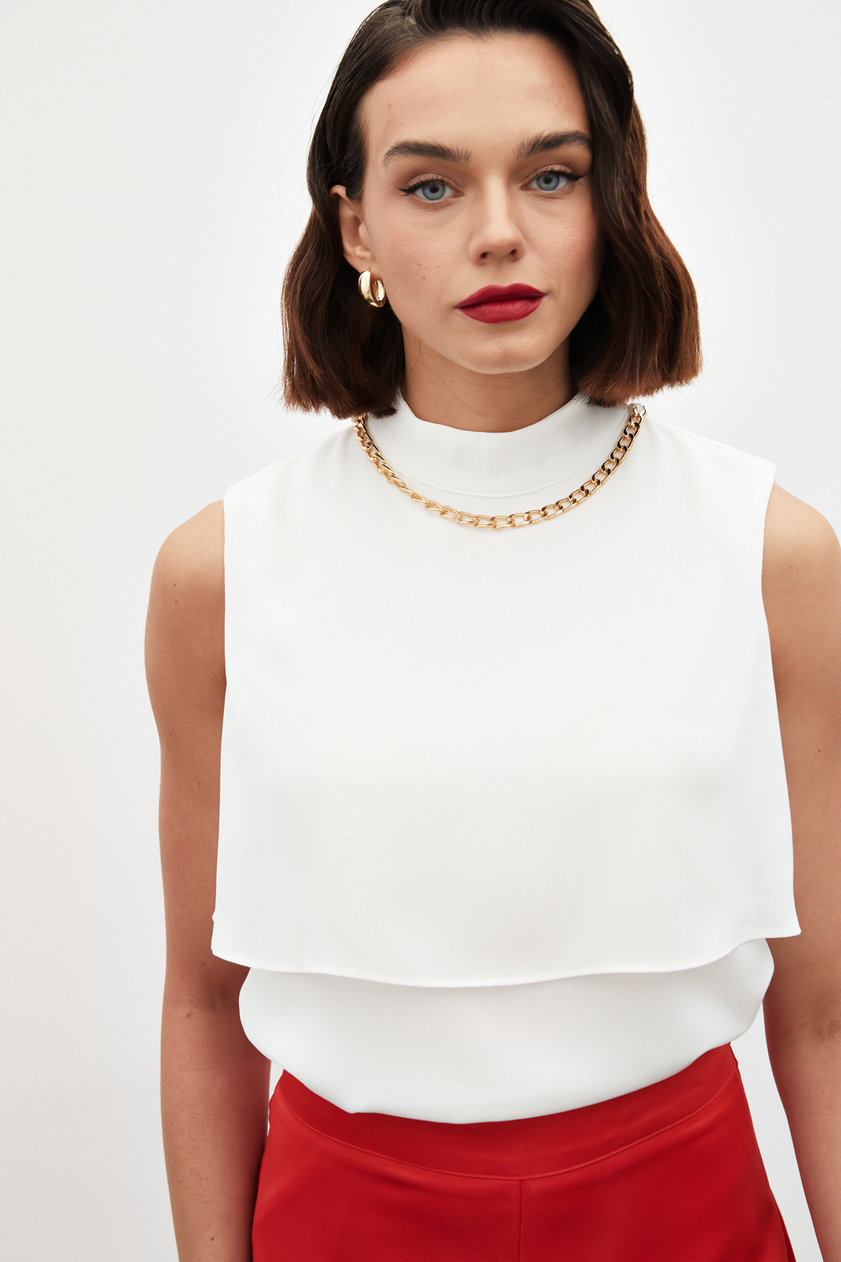 Aksesuar Detaylı Volanlı Bluz - EKRU