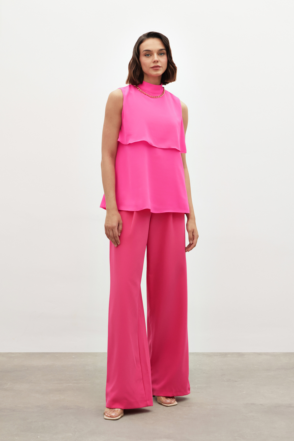 Aksesuar Detaylı Volanlı Bluz - FUŞYA