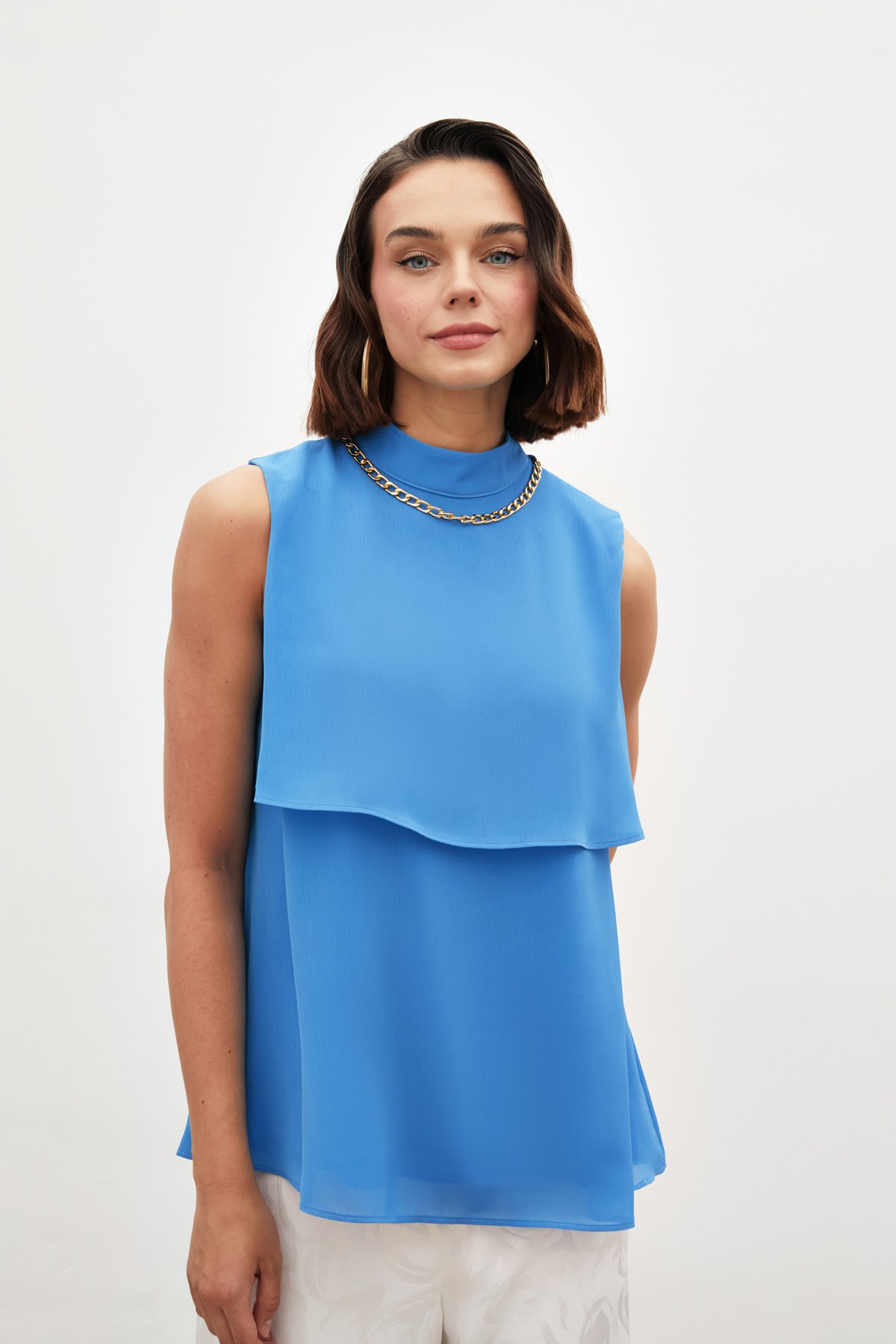 Aksesuar Detaylı Volanlı Bluz - MAVİ