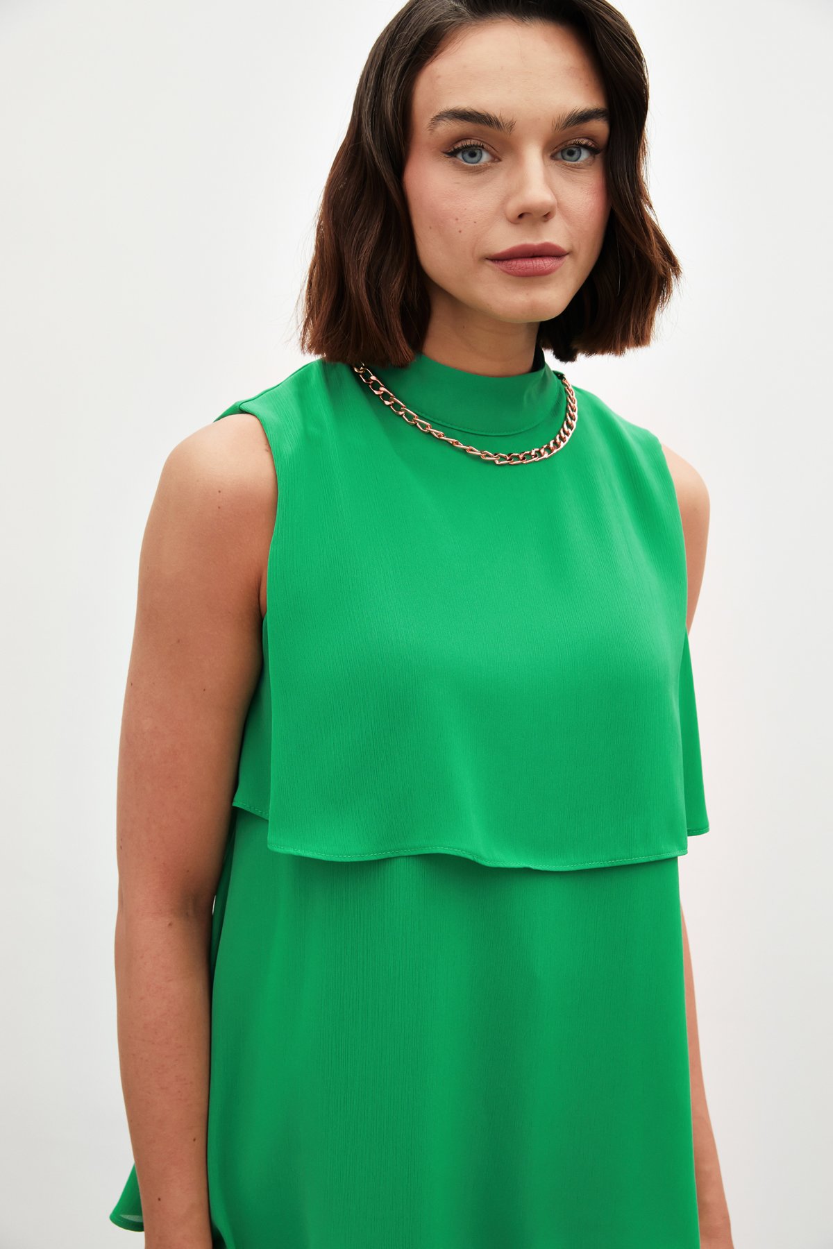 Aksesuar Detaylı Volanlı Bluz - YEŞİL