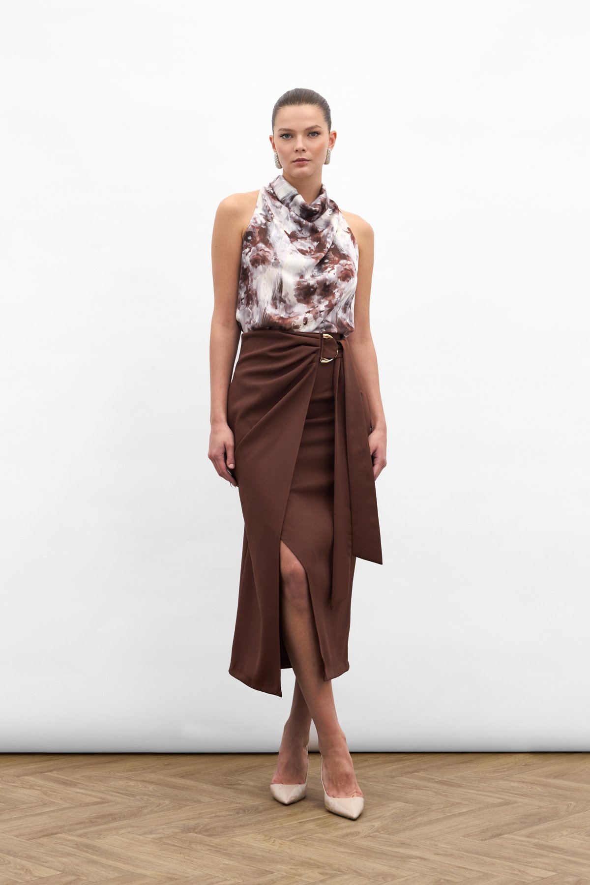 Aksesuar Kuşaklı Yırtmaçlı  Etek - Kahve