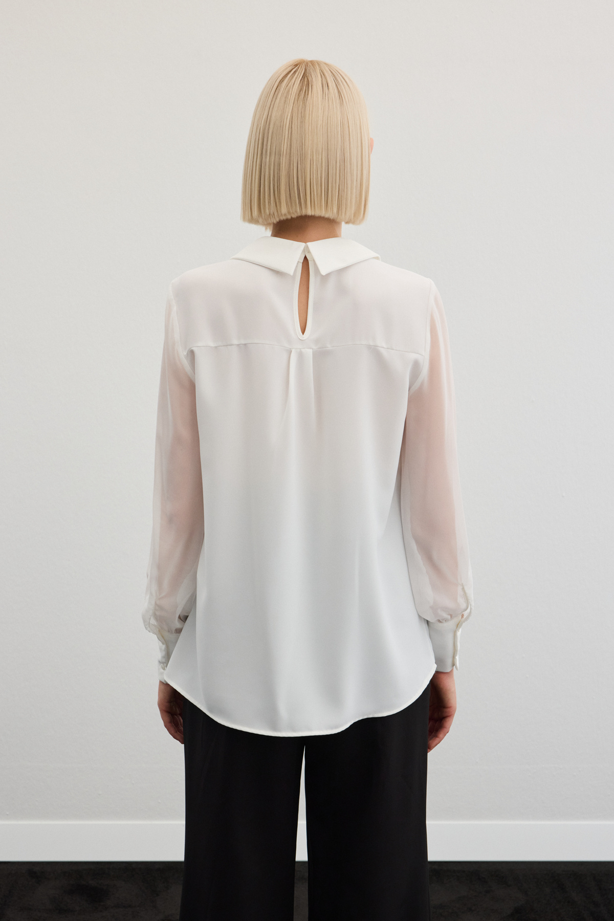 Aksesuarlı Salaş Bluz - Ekru