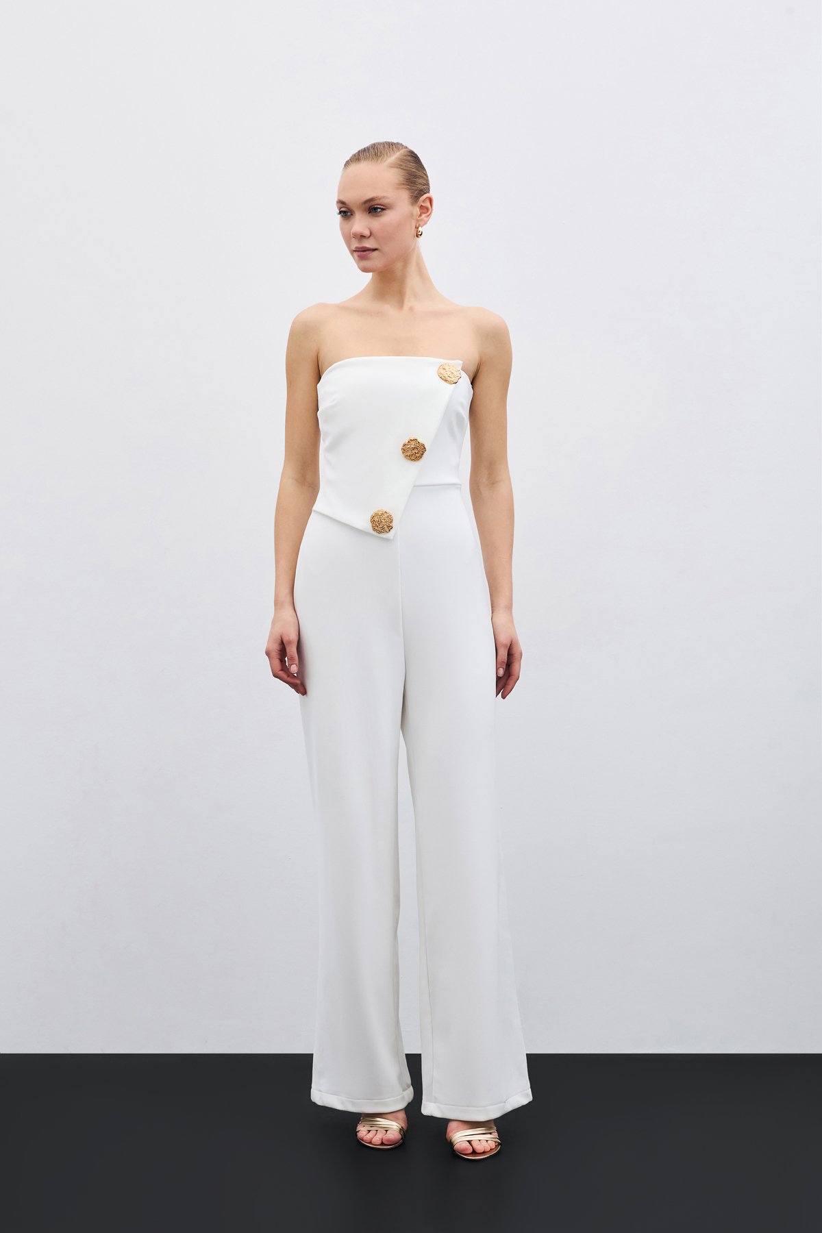 Aksesuarlı Straplez Tulum - Ekru