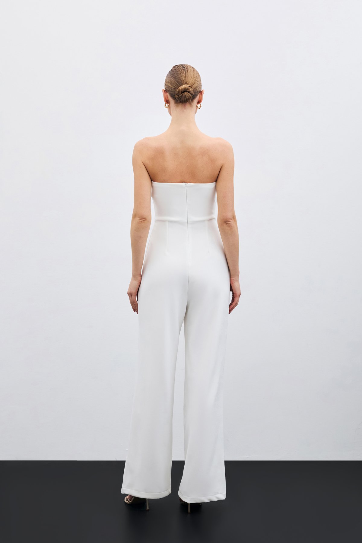 Aksesuarlı Straplez Tulum - Ekru