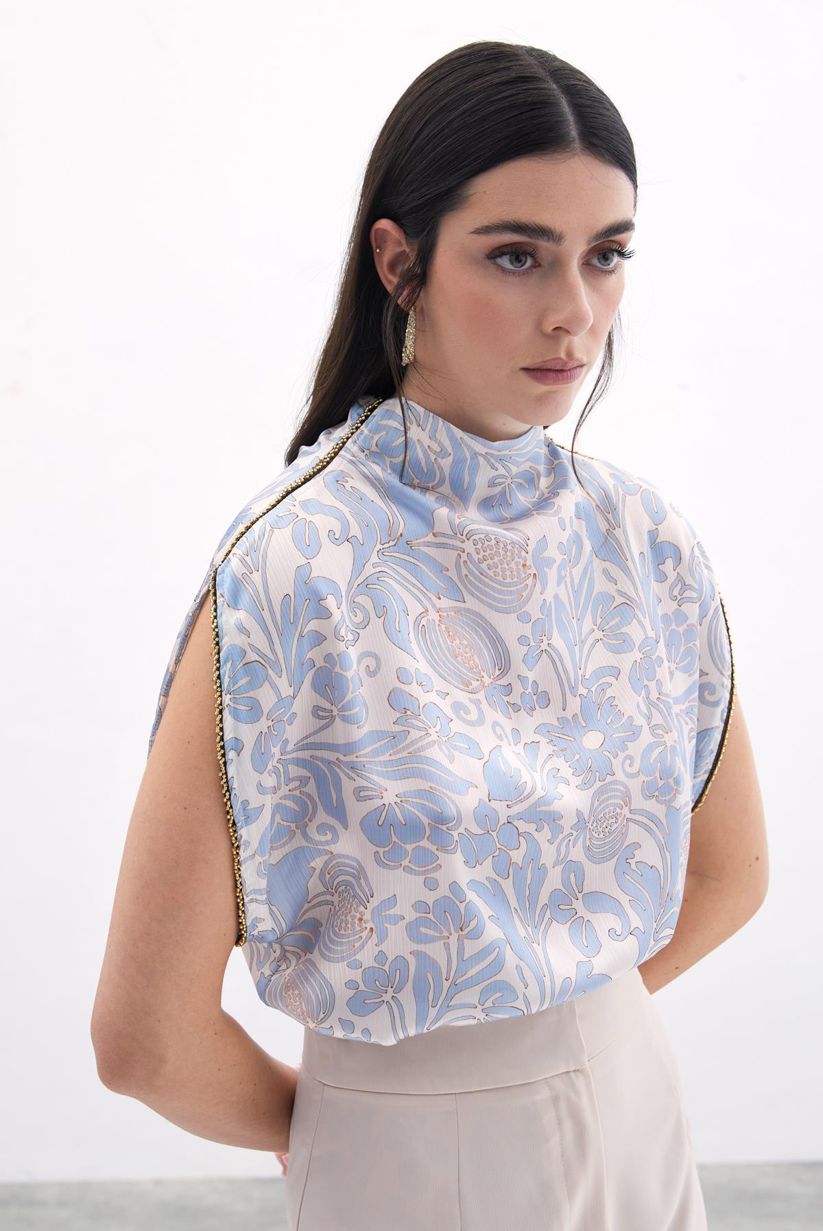 Aksesuarlı Yarasa Kol Bluz - Mavi