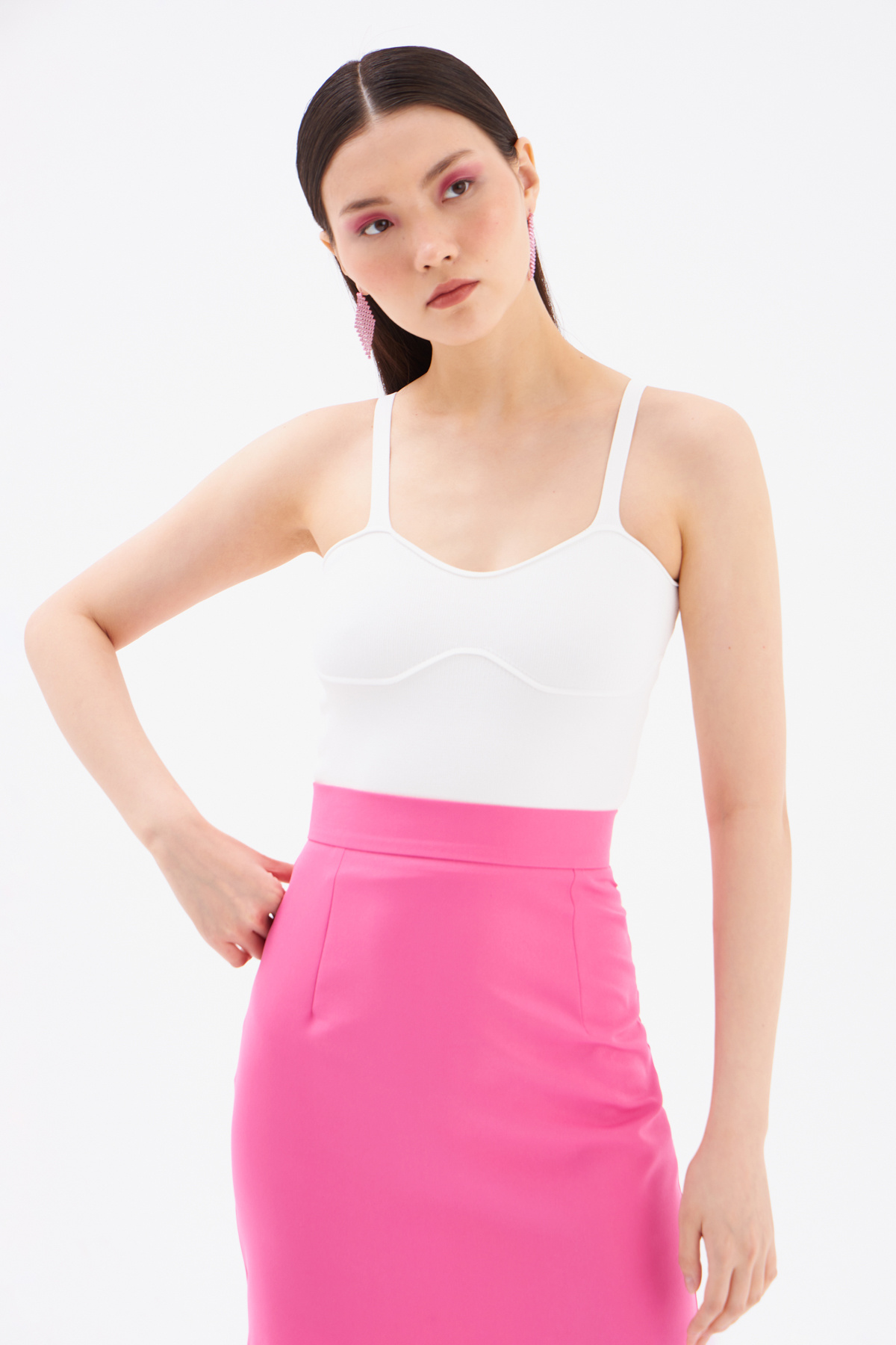 Strap Crop Knitwear Blouse - ECRU