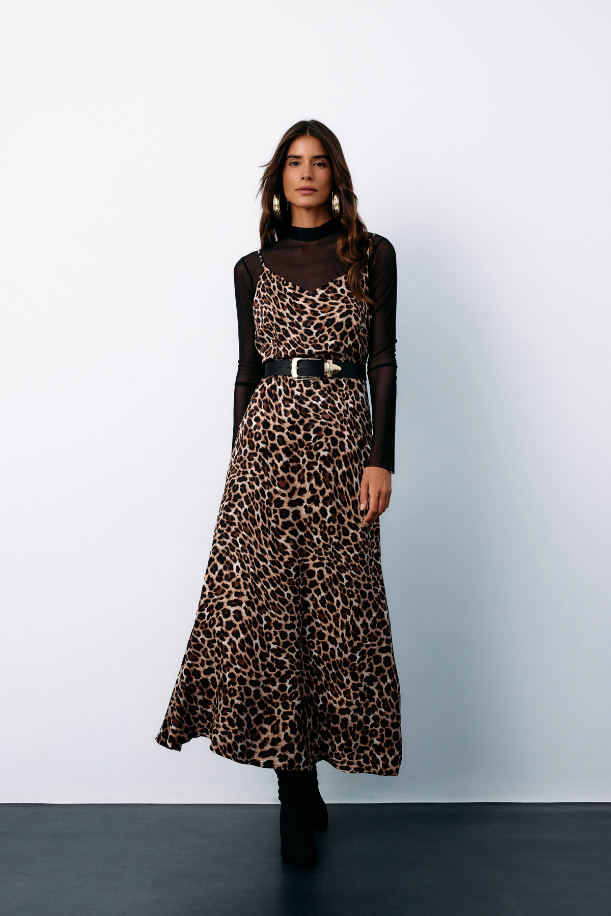 Askılı Leopar Desenli Saten Elbise - KAHVE