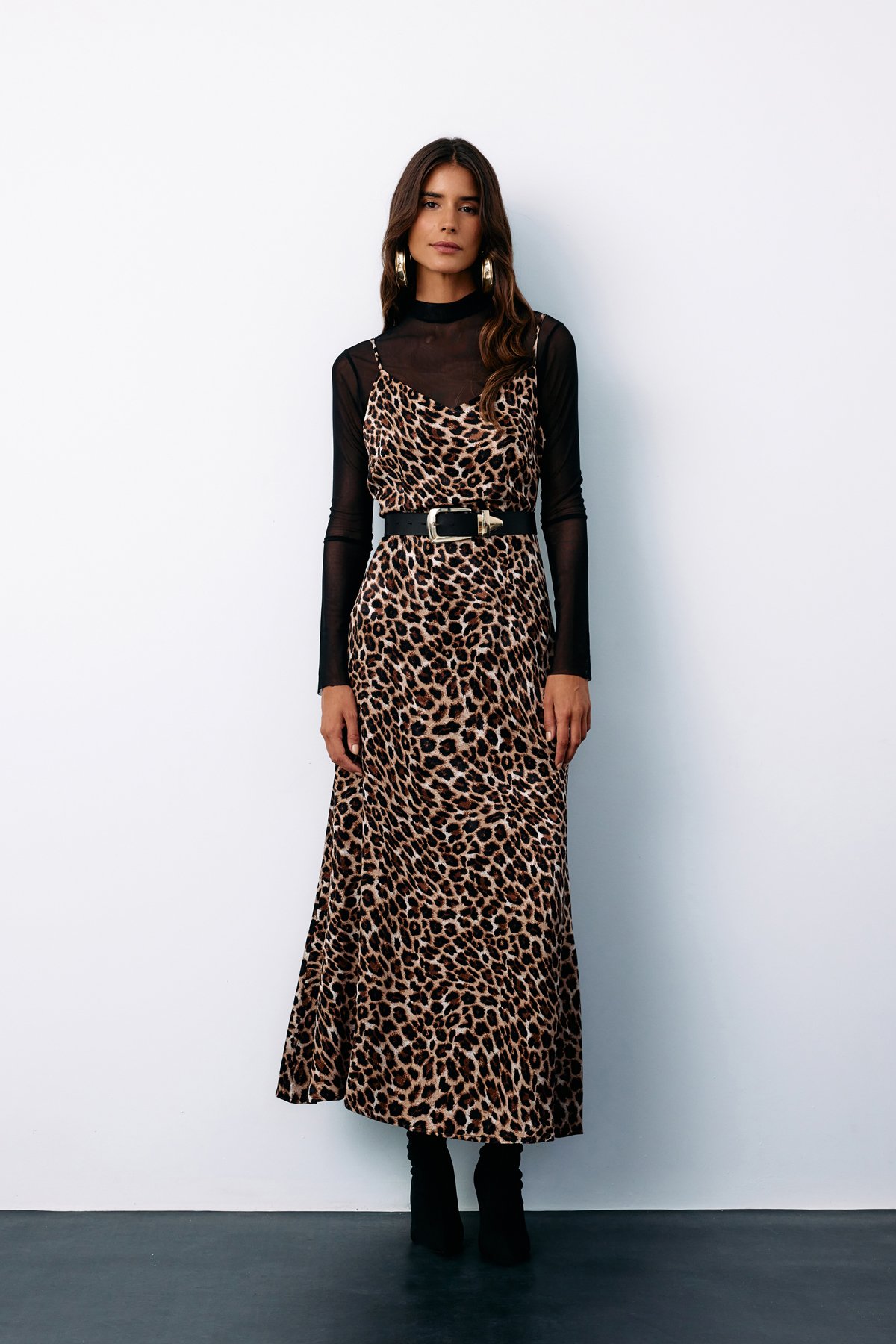 Askılı Leopar Desenli Saten Elbise - KAHVE