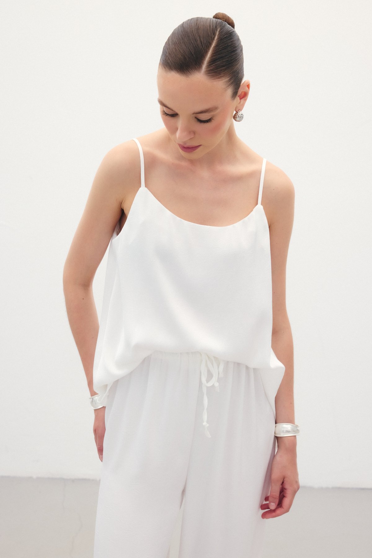 Askılı Saten Bluz - Ekru