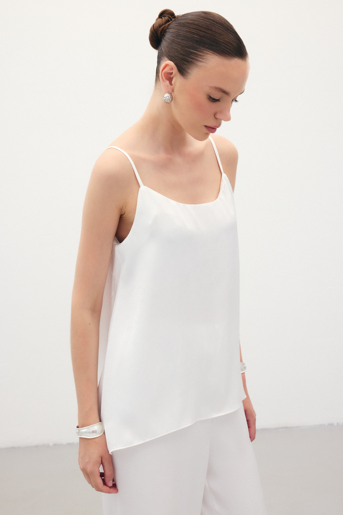 Askılı Saten Bluz - Ekru