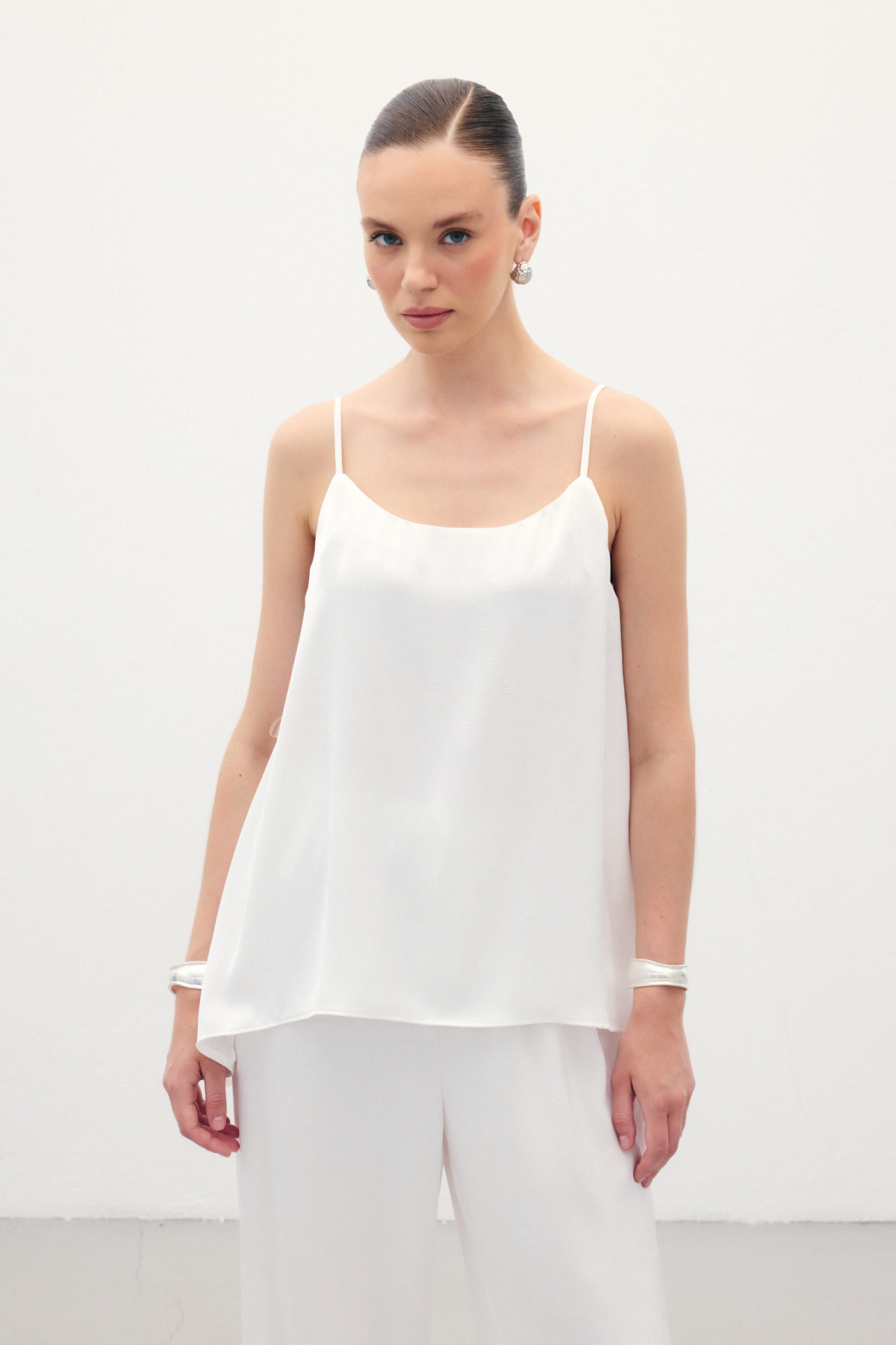 Askılı Saten Bluz - Ekru