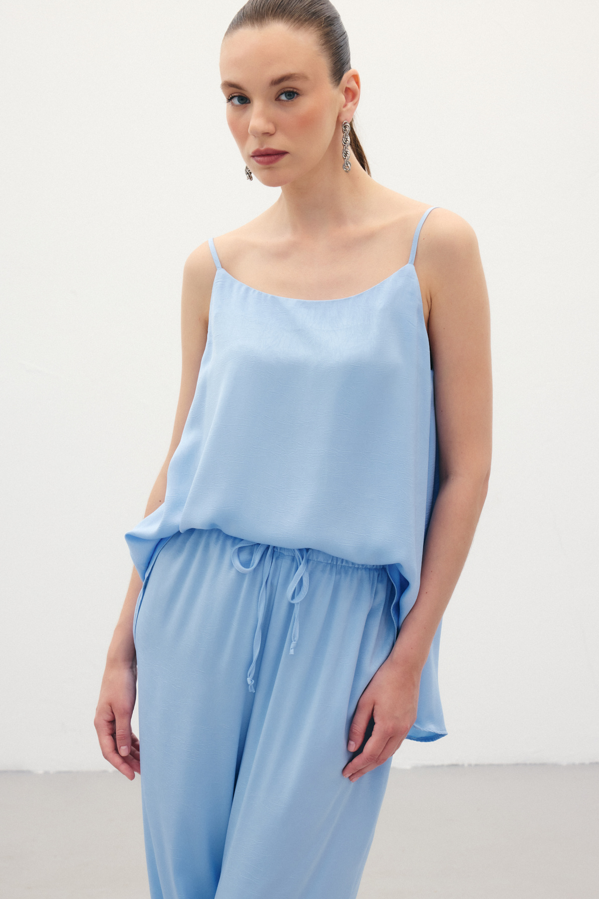 Askılı Saten Bluz - Mavi