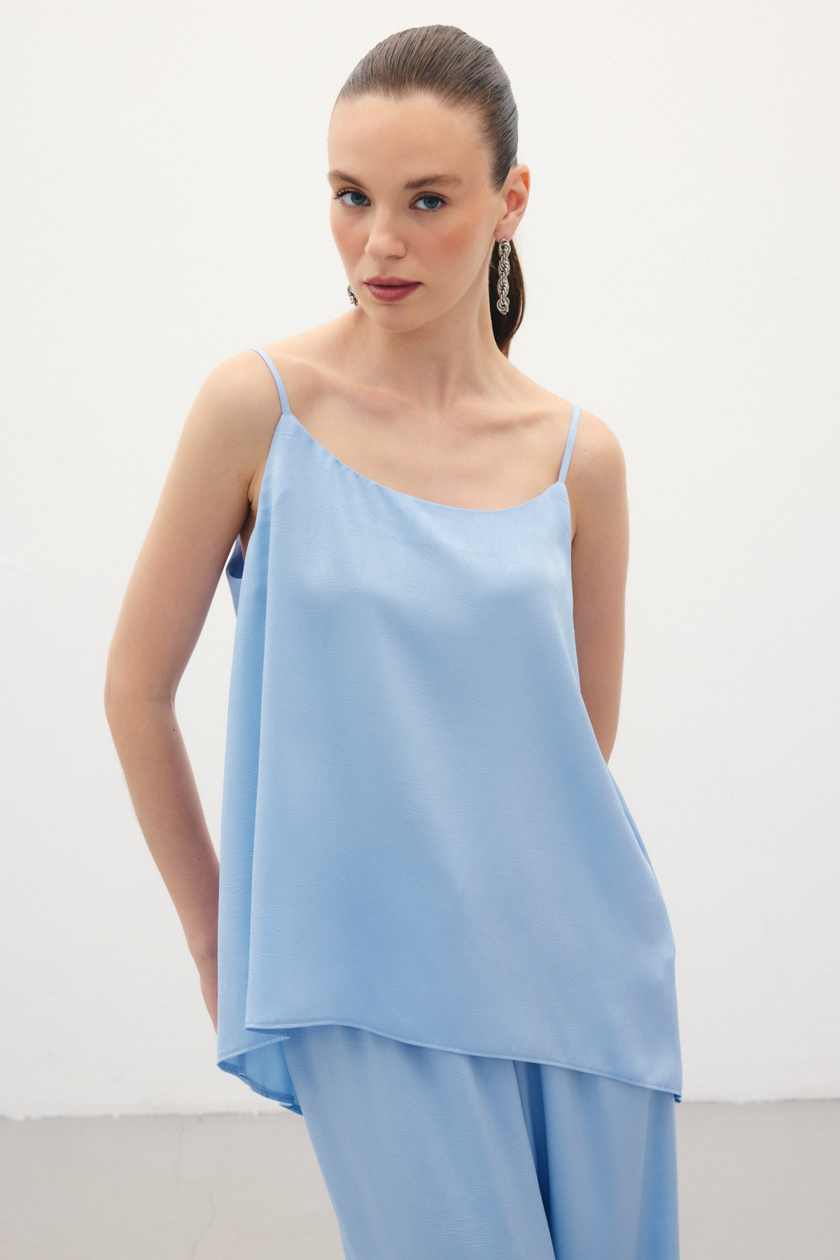 Askılı Saten Bluz - Mavi