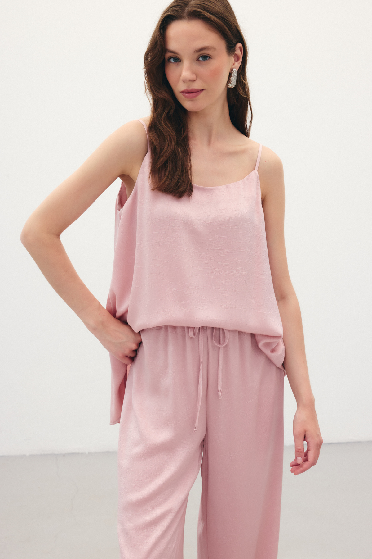 Askılı Saten Bluz - Pudra