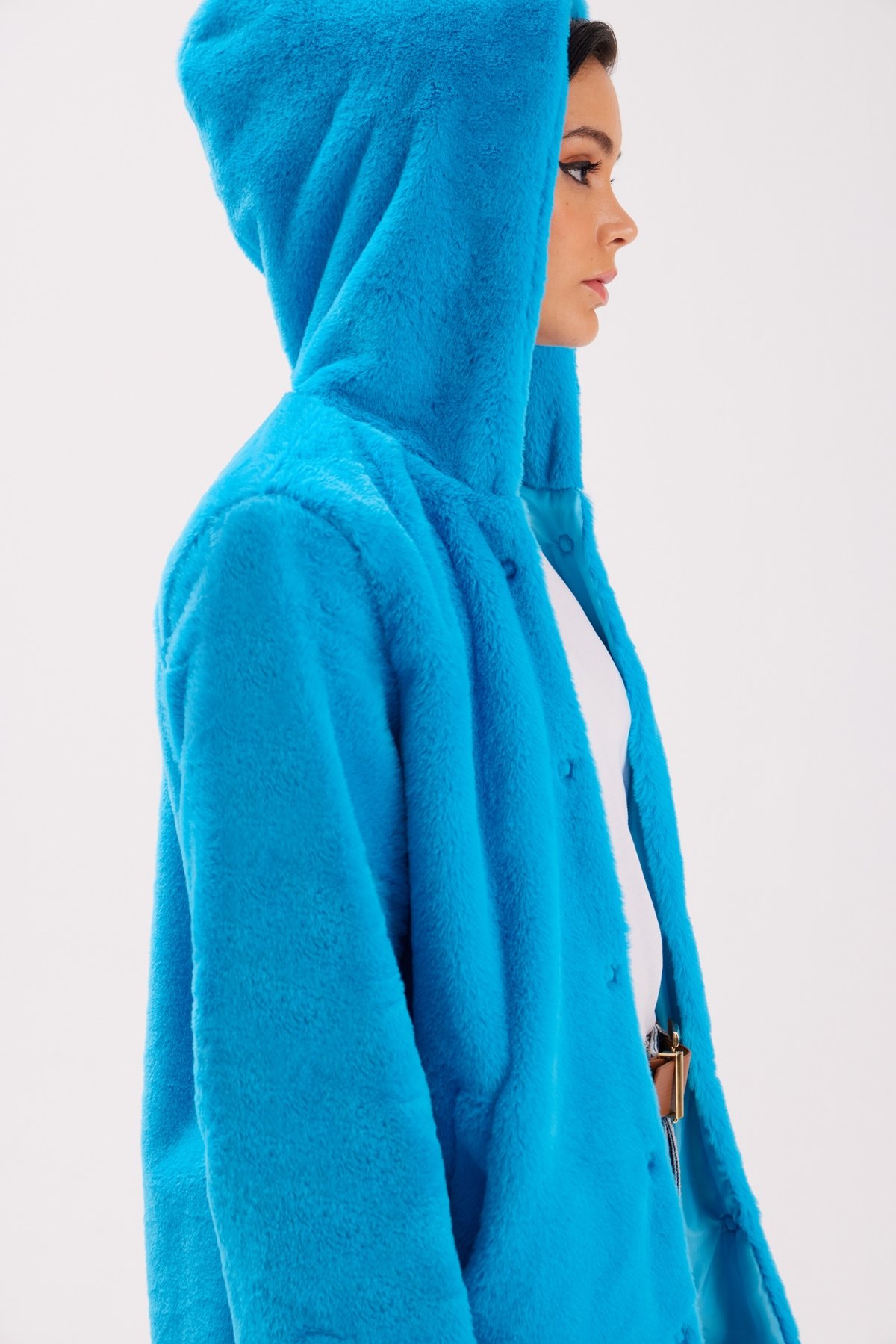 Astarlı Kapüşonlu Peluş Mont - MAVİ