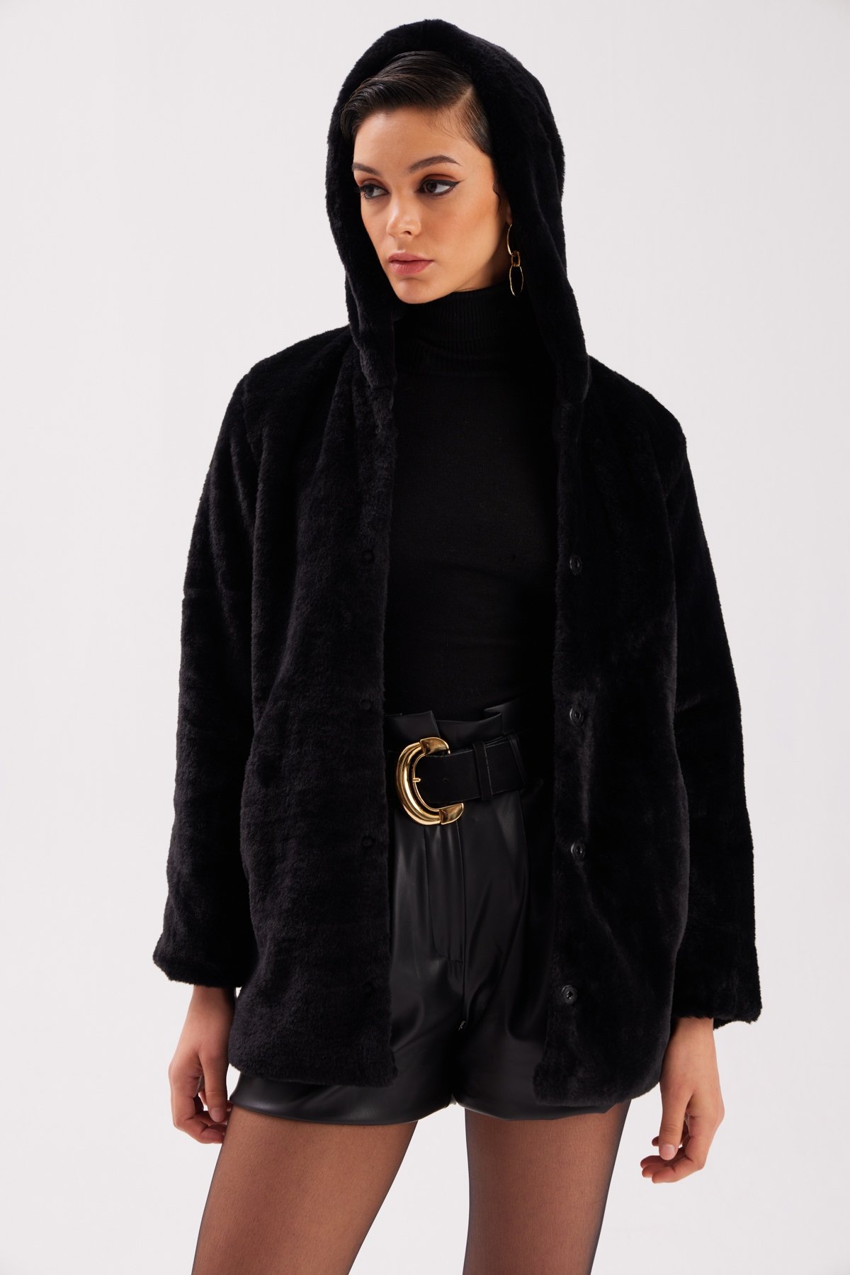 Astarlı Kapüşonlu Peluş Mont - SİYAH