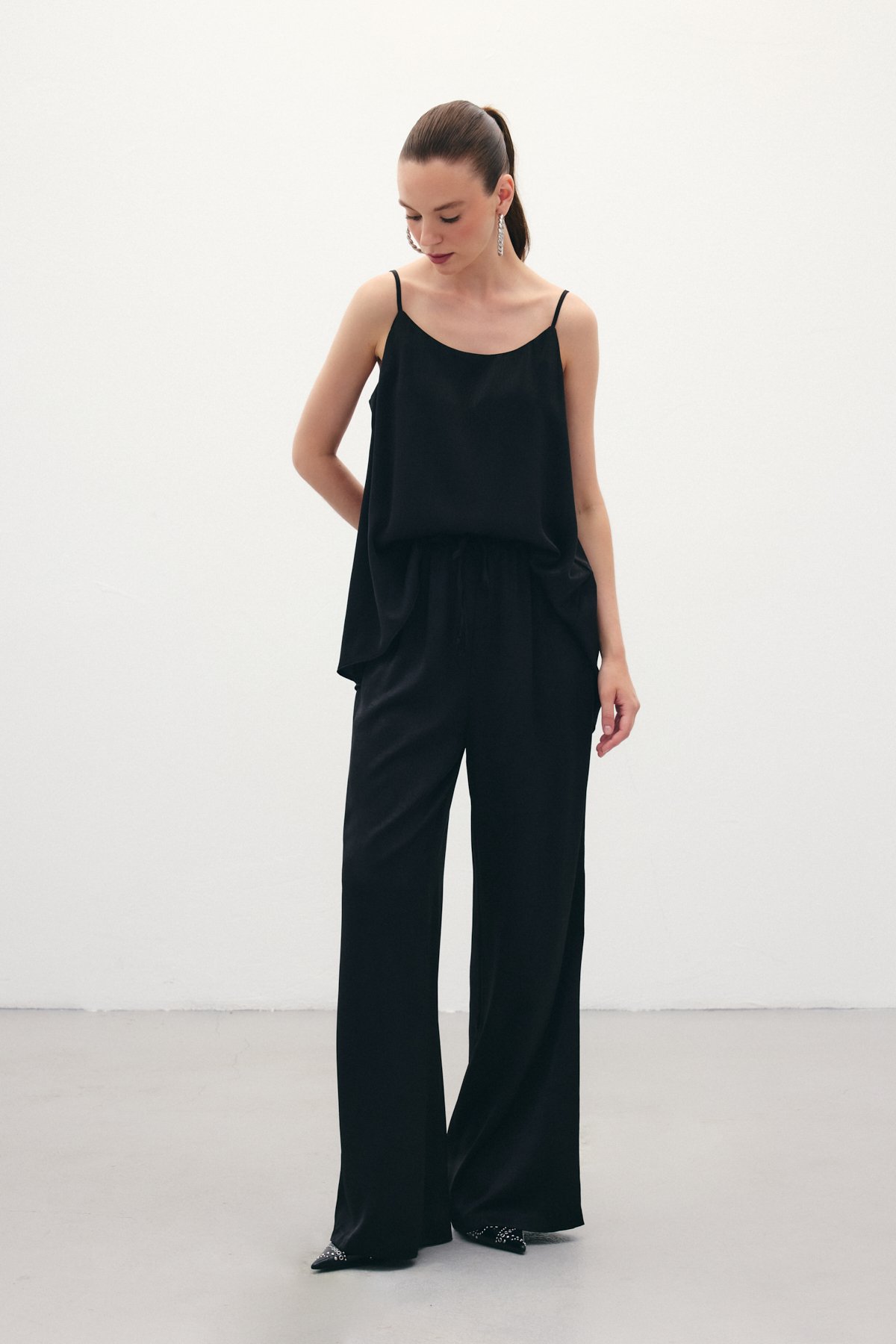 Bağcıklı Salaş Pantolon - Siyah