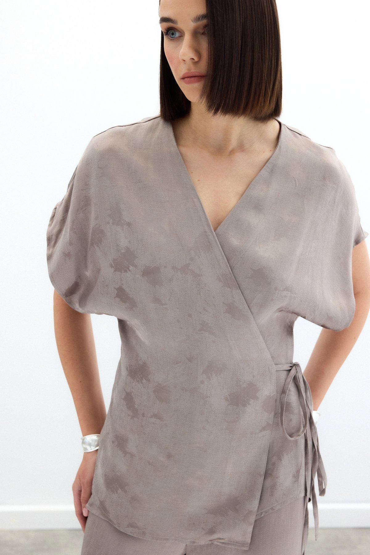 Tied Jacquard Satin Blouse - Mınk