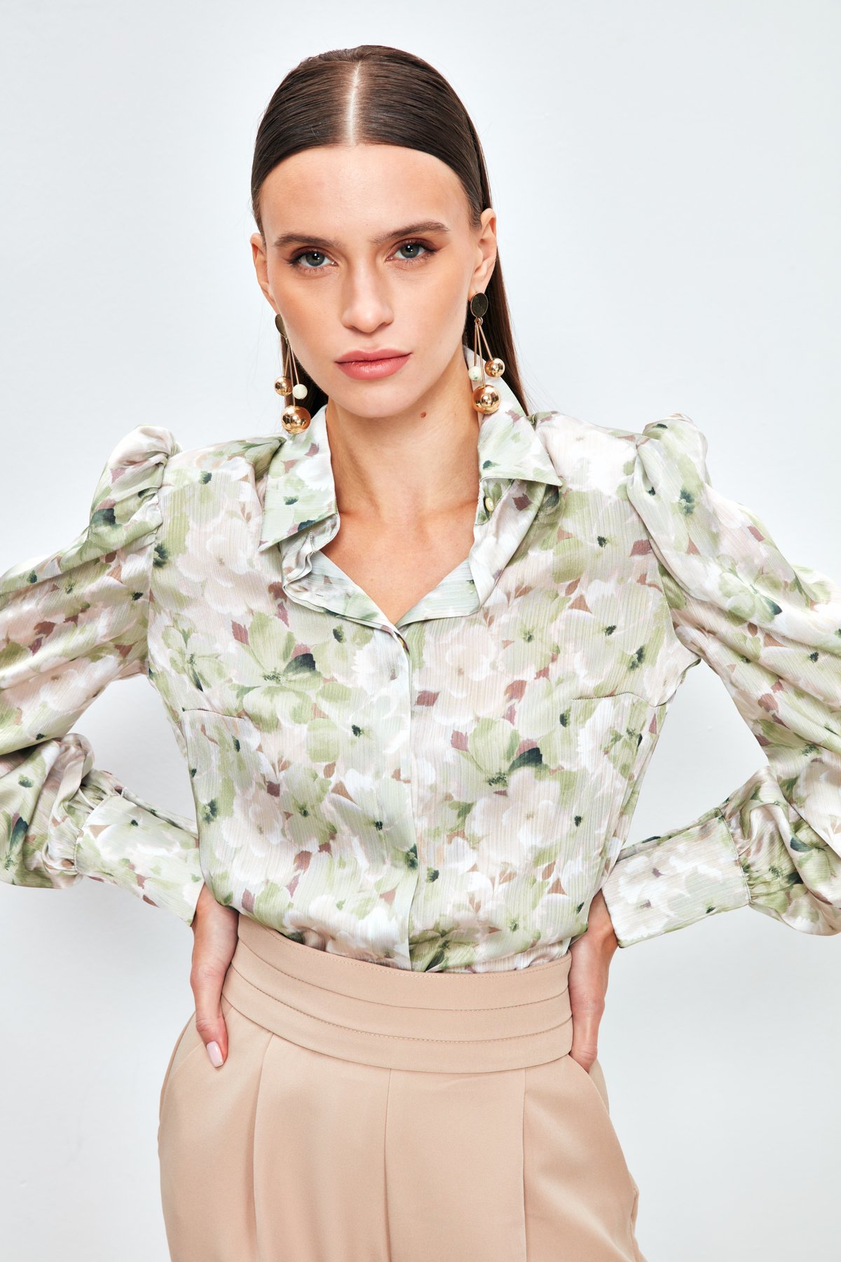 Balon Kol Desenli Gömlek - ÇAĞLA YEŞİLİ